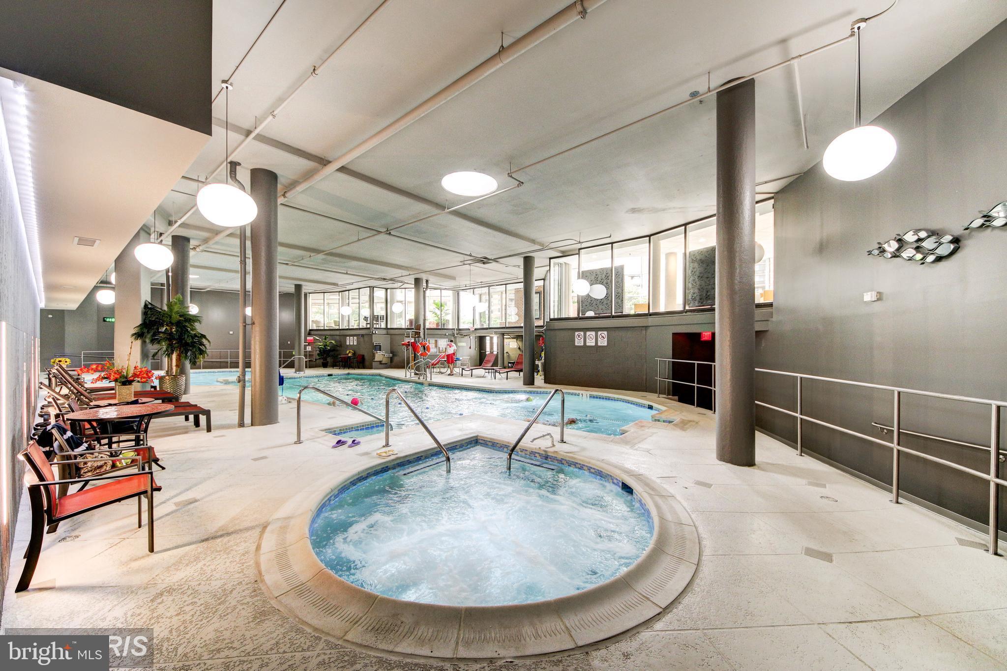 ROTONDA - Residential Lease