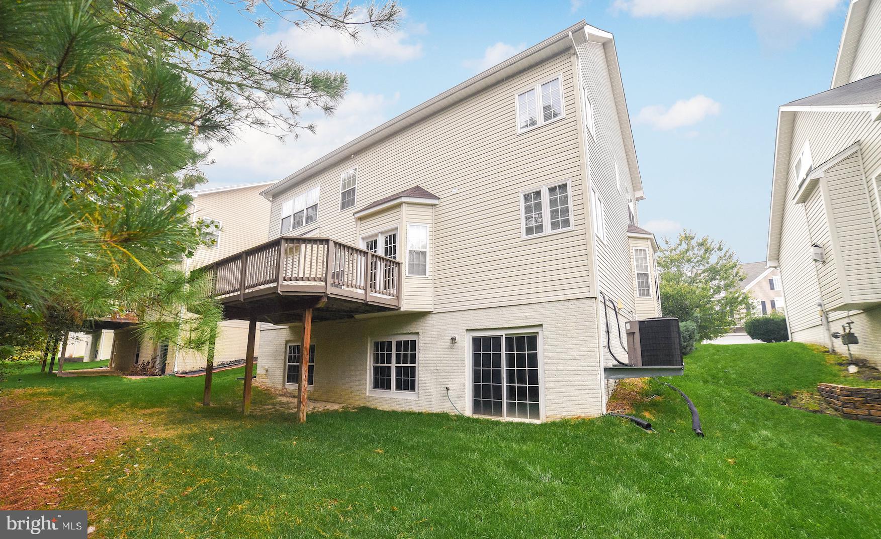 DAHLIA PARK OF WILDEWOOD - Residential