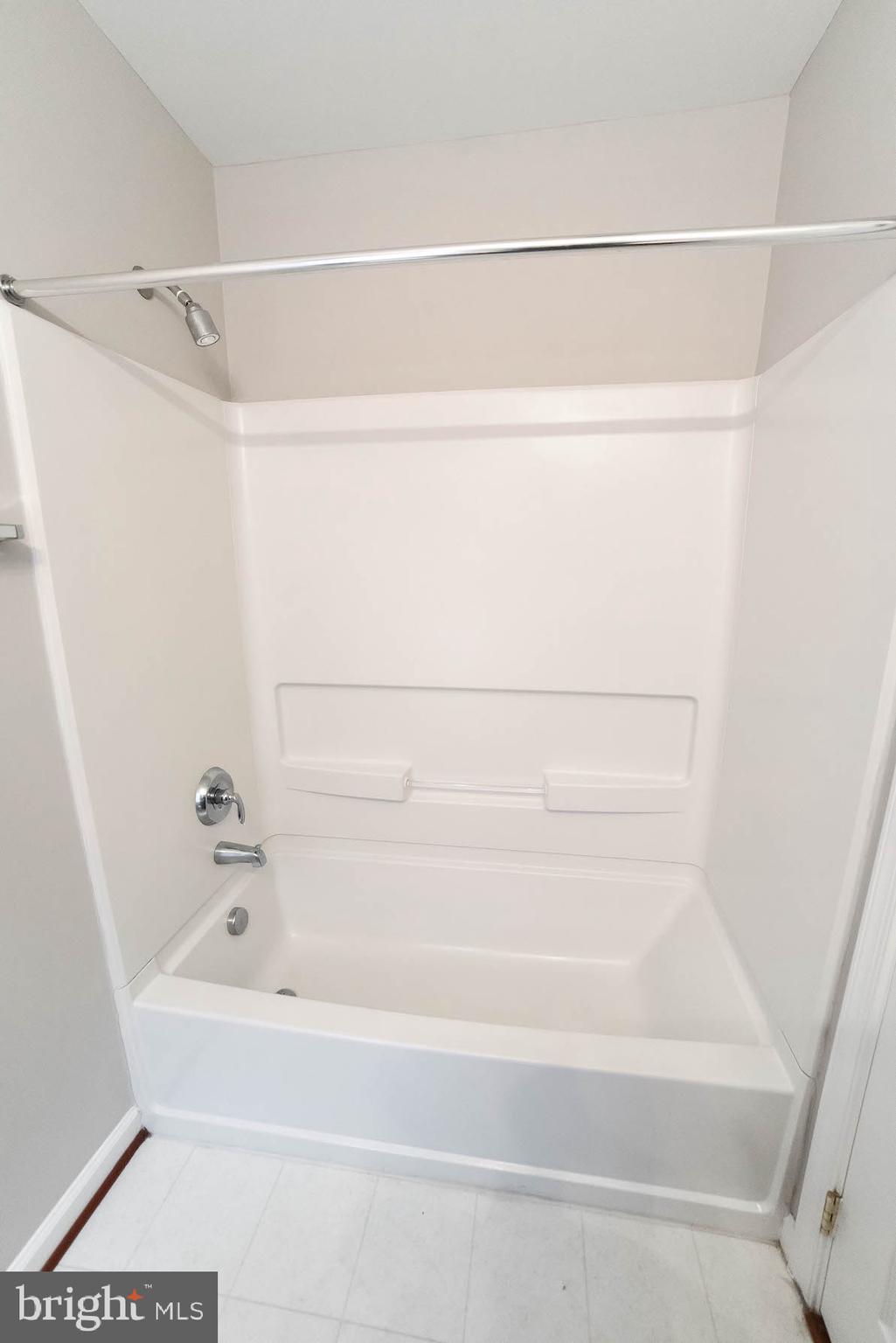 DAHLIA PARK OF WILDEWOOD - Residential