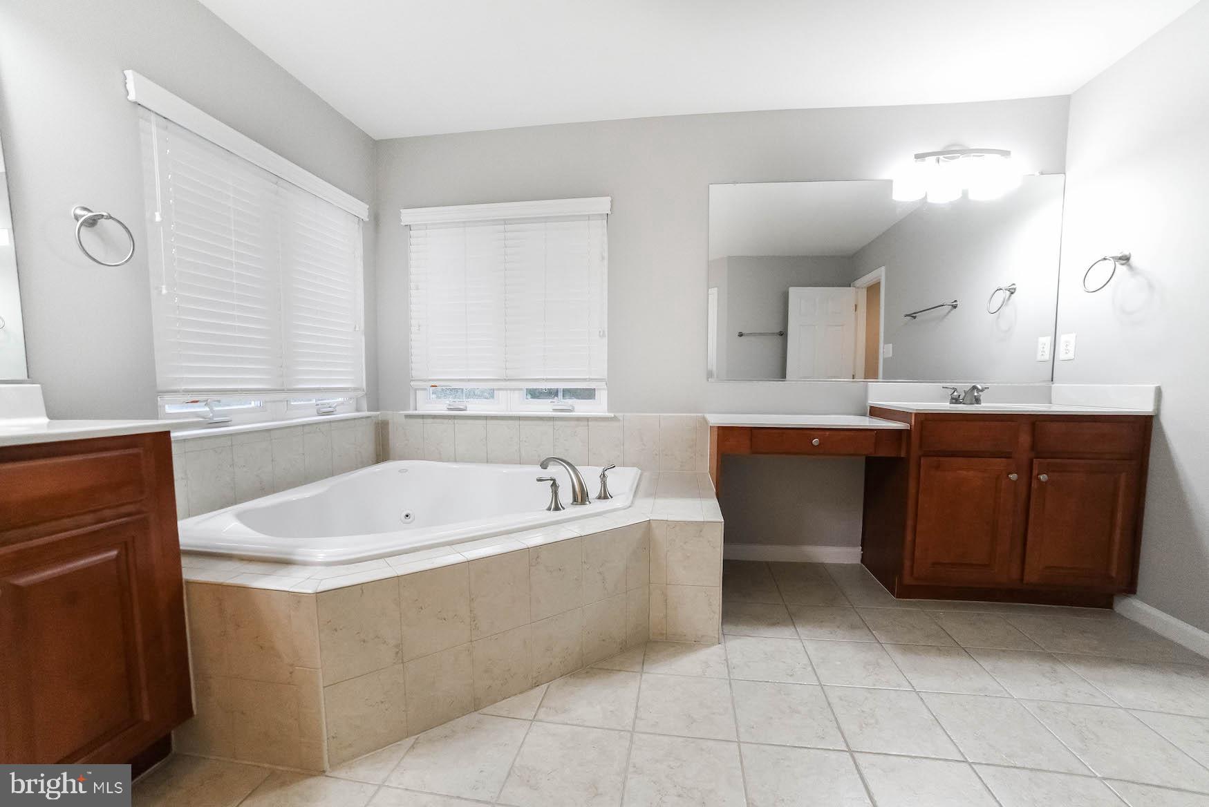 DAHLIA PARK OF WILDEWOOD - Residential