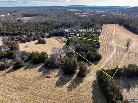 Homes For Sale - LOT 10 Evelyns Way<br/> STANARDSVILLE, VA 22973