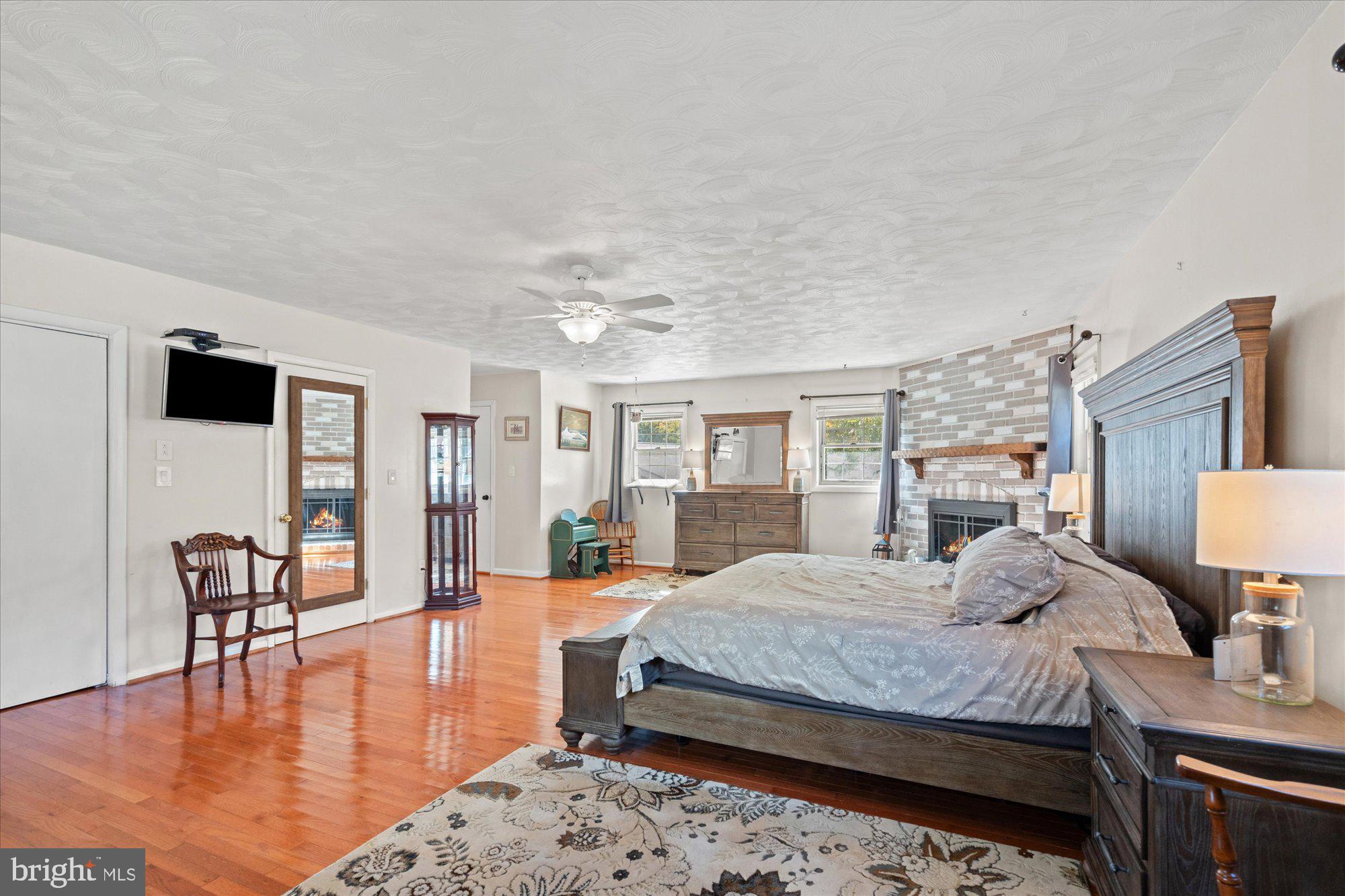 RIDGE VIEW ESTATES - Residential