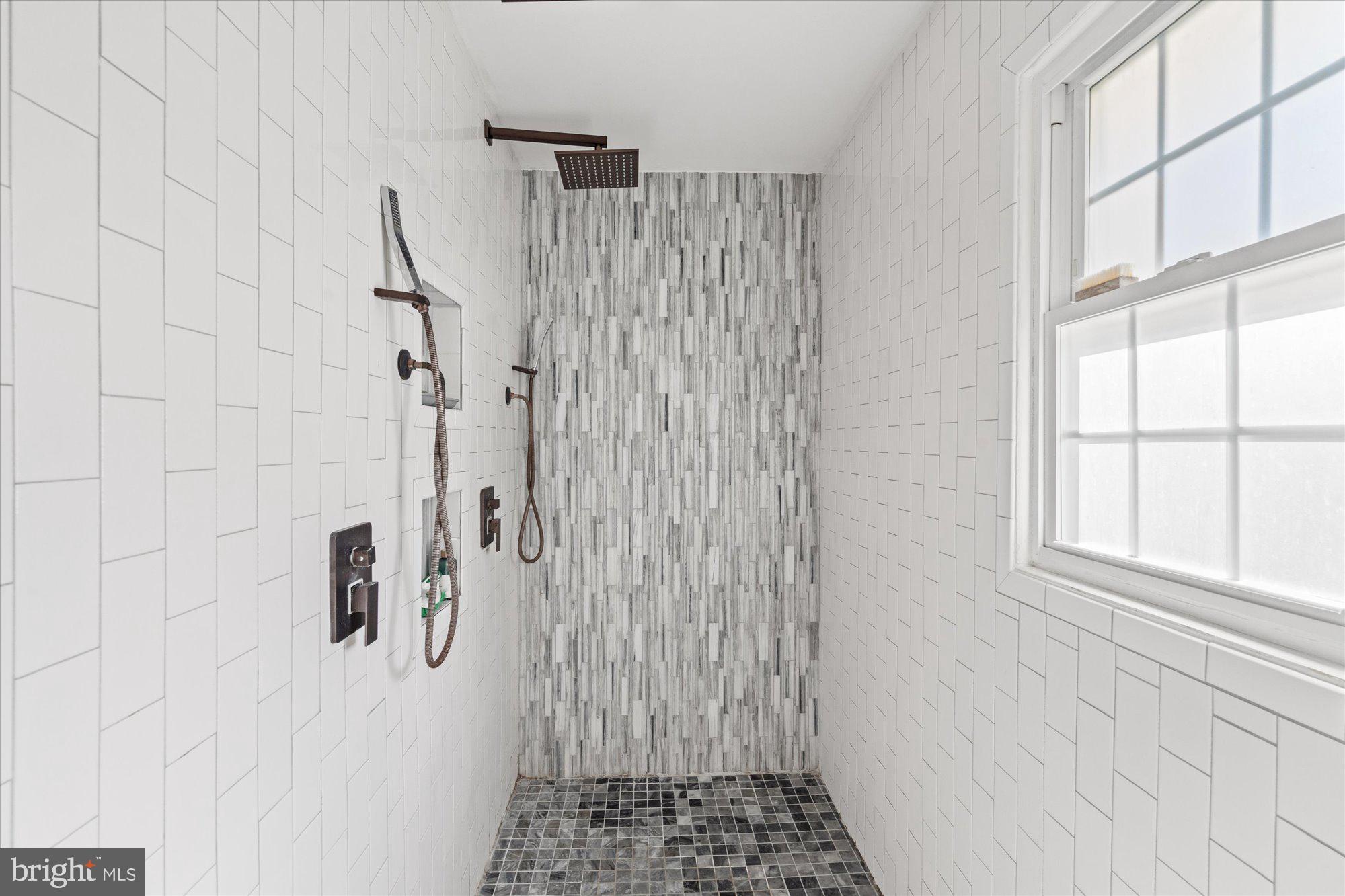 RIDGE VIEW ESTATES - Residential