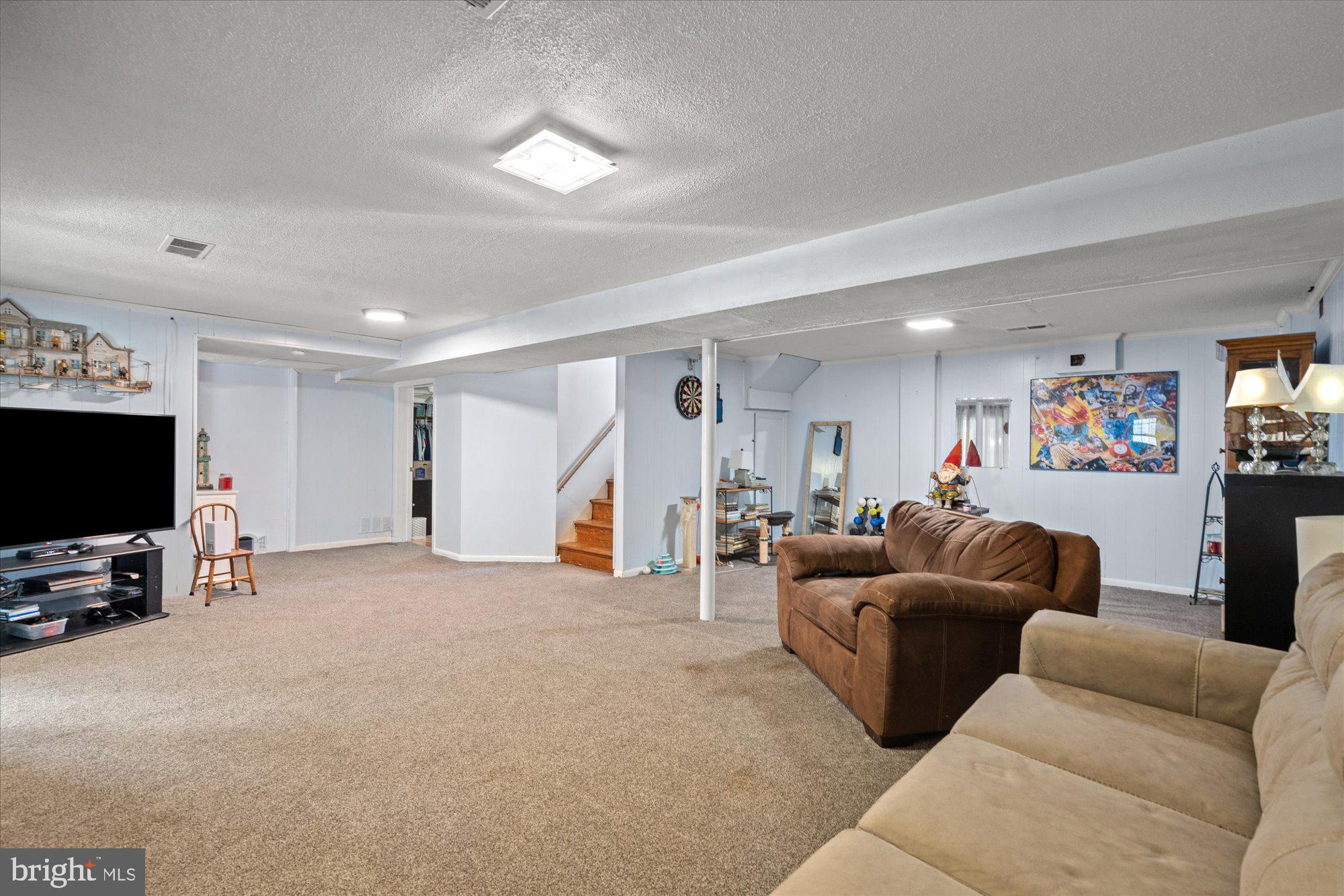 RIDGE VIEW ESTATES - Residential