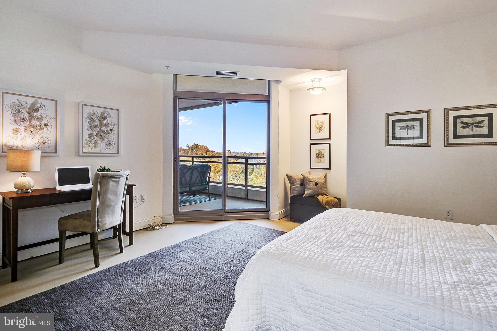 SOMERSET HOUSE CONDOS - Residential