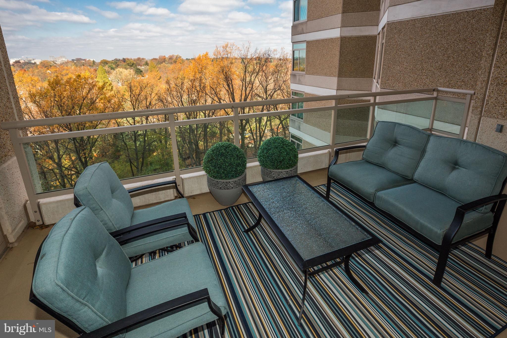 SOMERSET HOUSE CONDOS - Residential