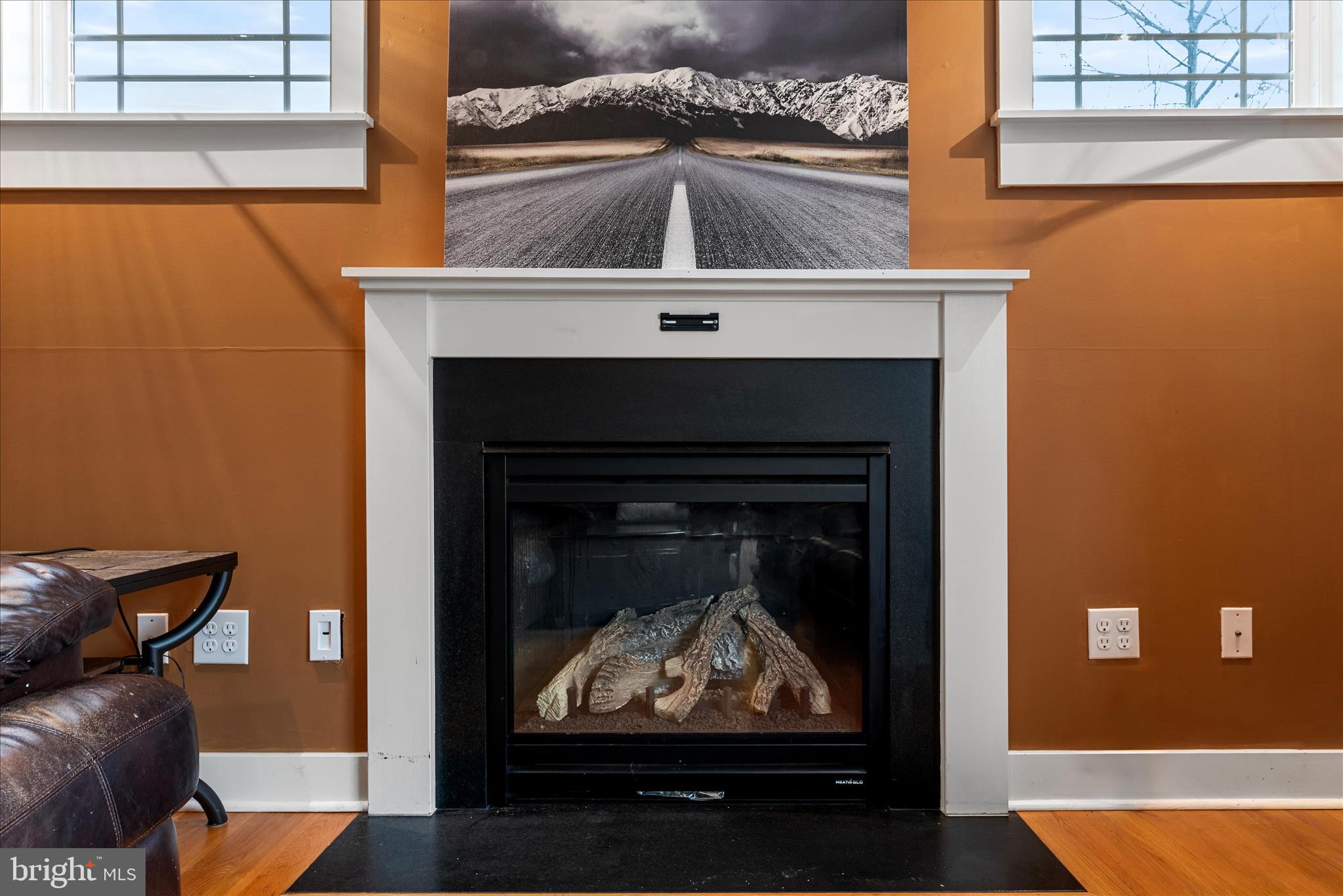 WINDY KNOLL - Residential