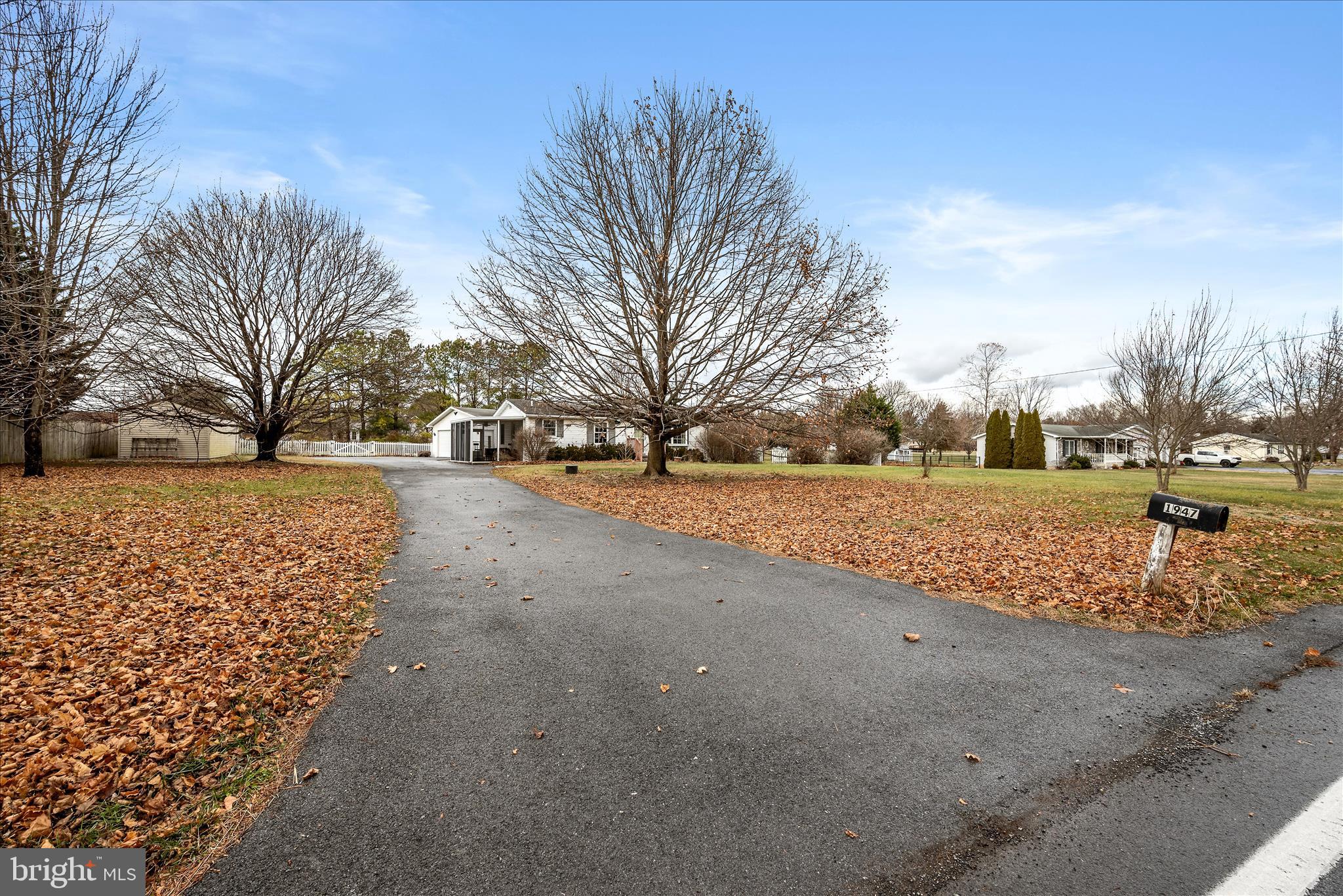 WINDY KNOLL - Residential