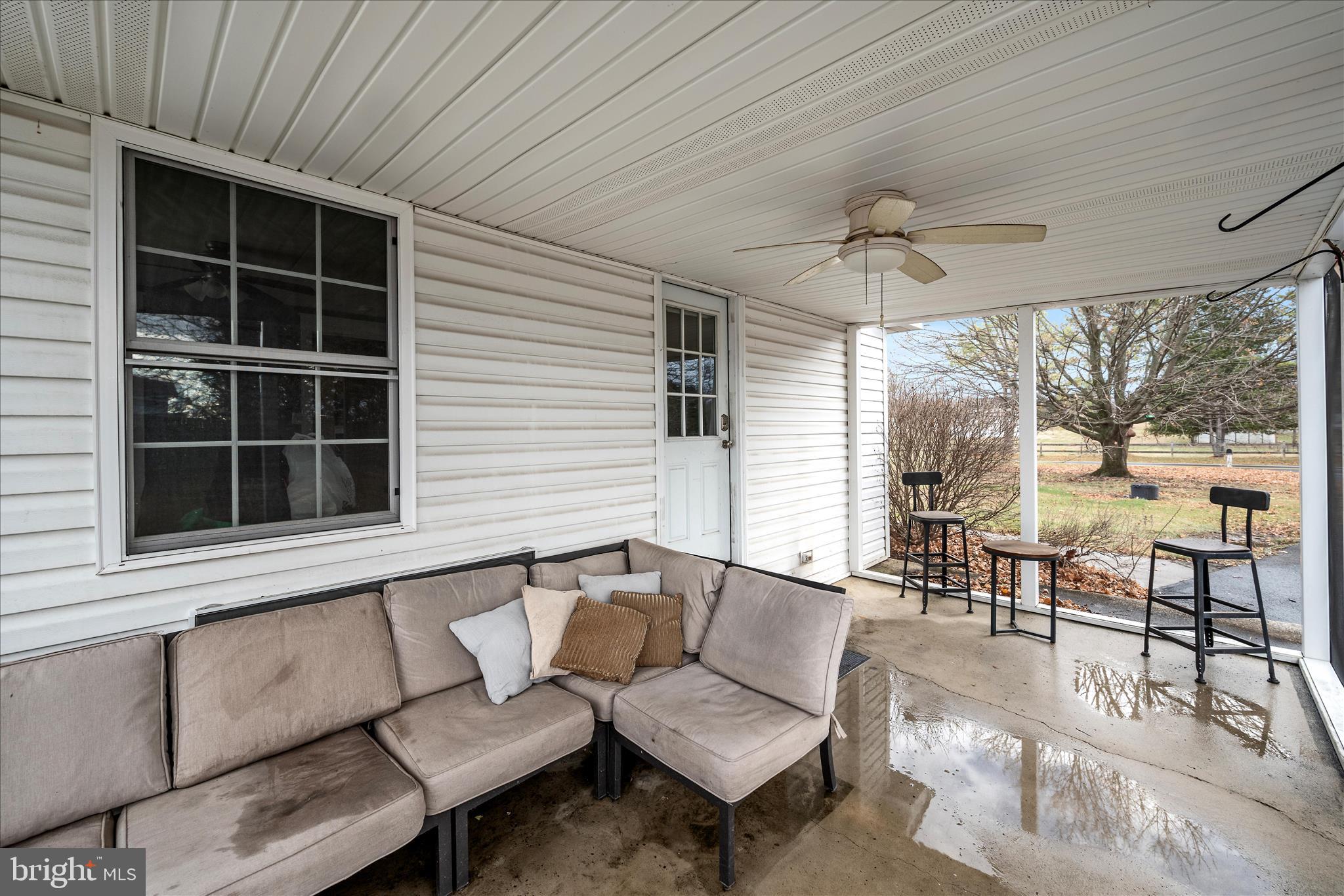 WINDY KNOLL - Residential