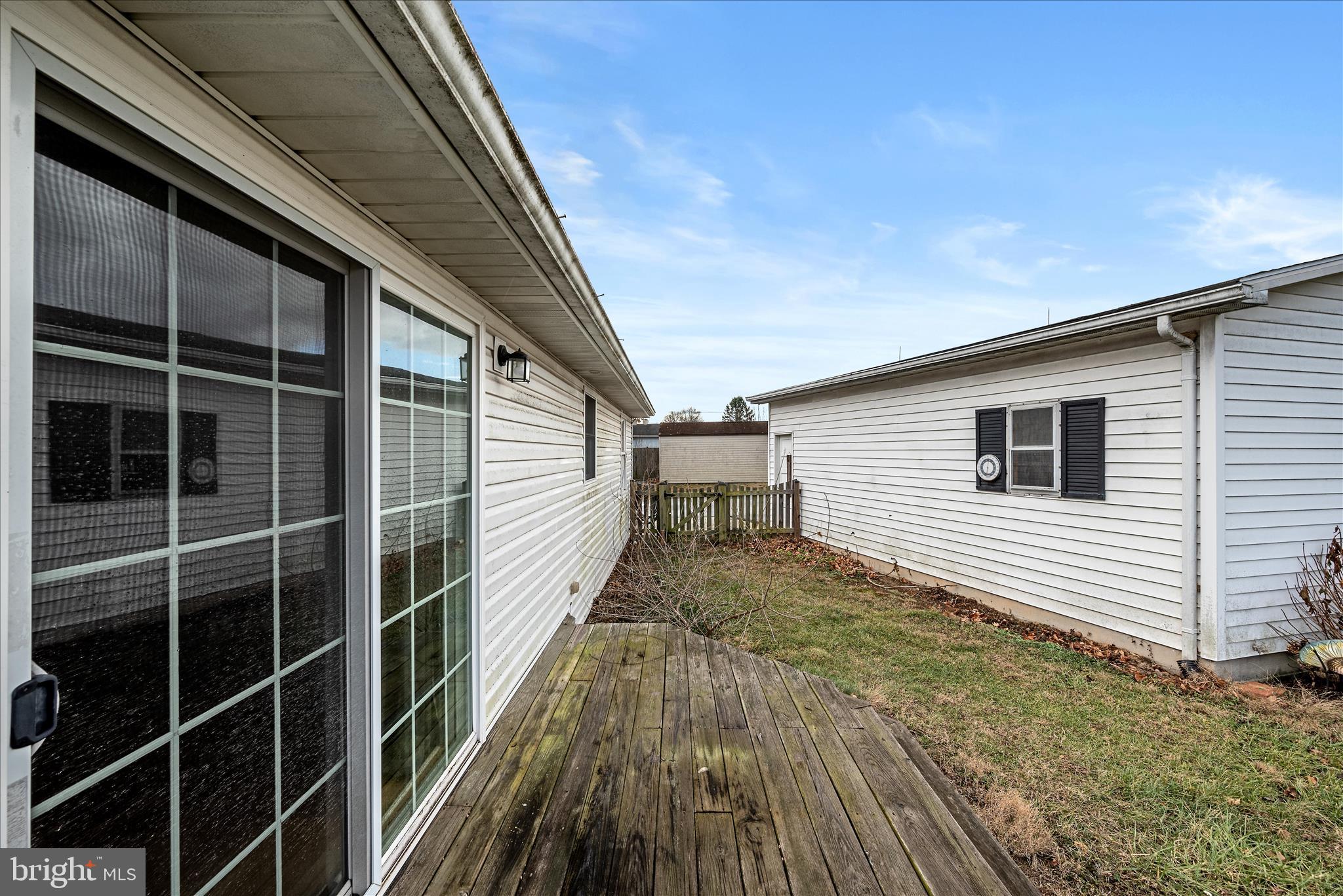 WINDY KNOLL - Residential