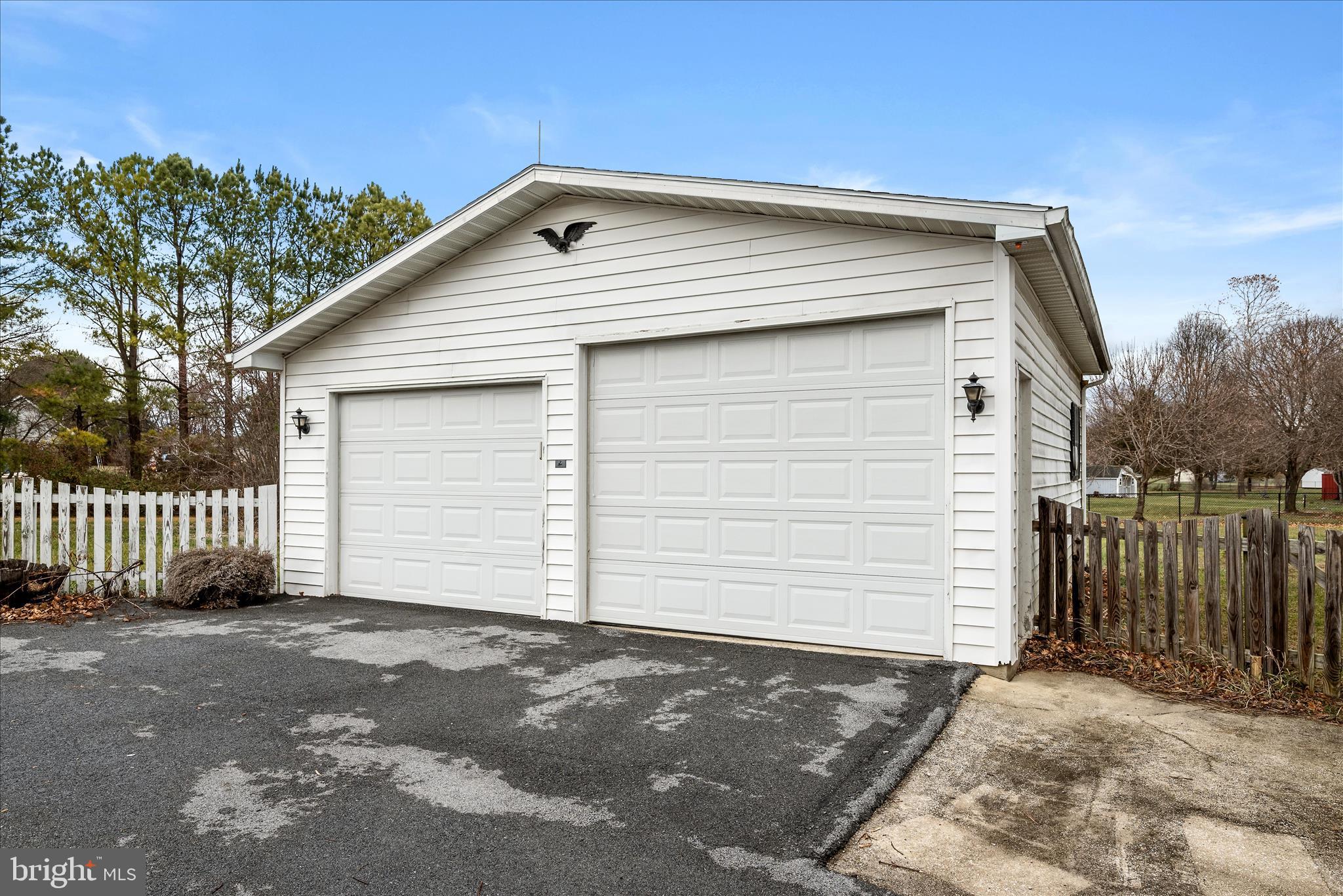 WINDY KNOLL - Residential