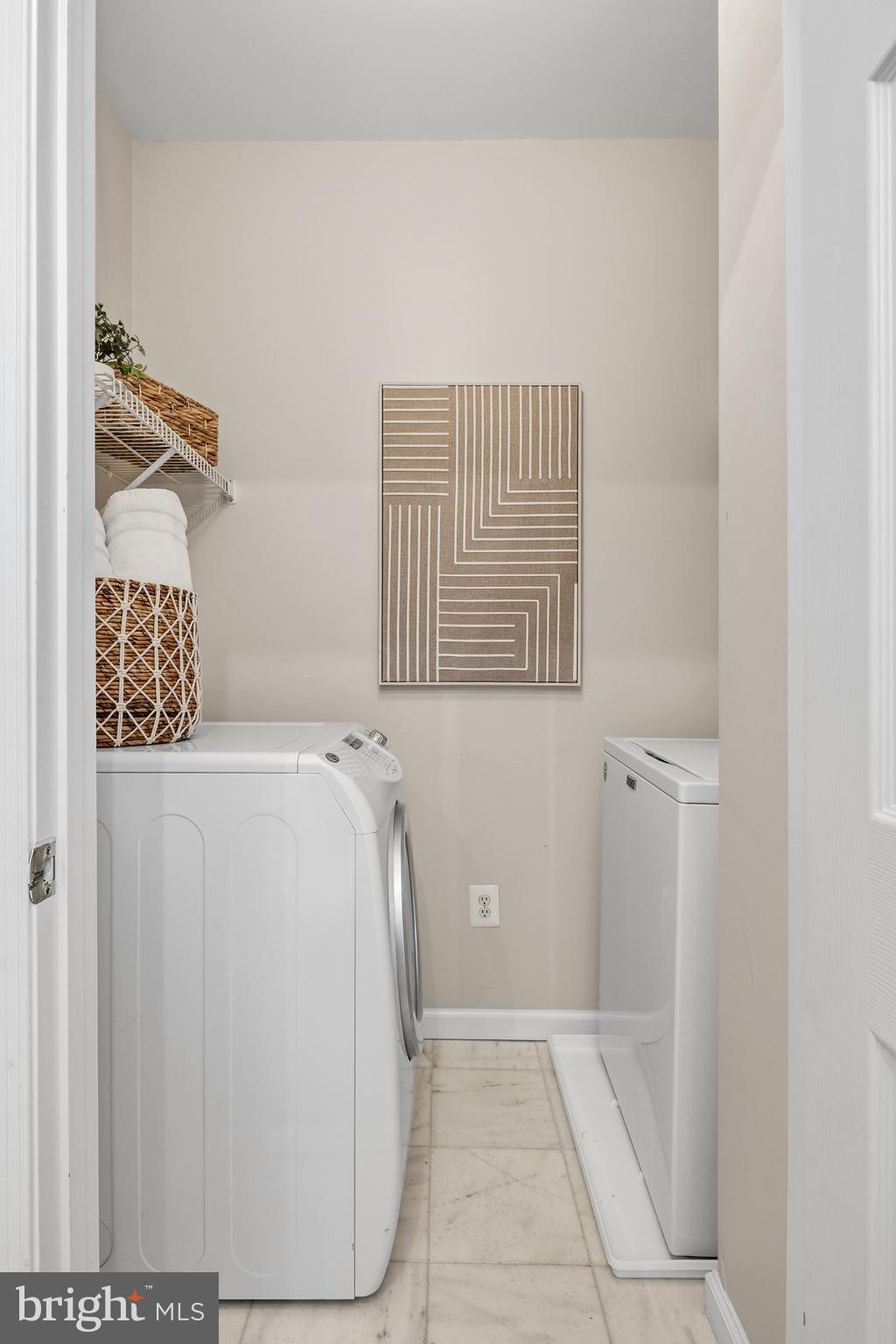 ASPEN HILL - Residential