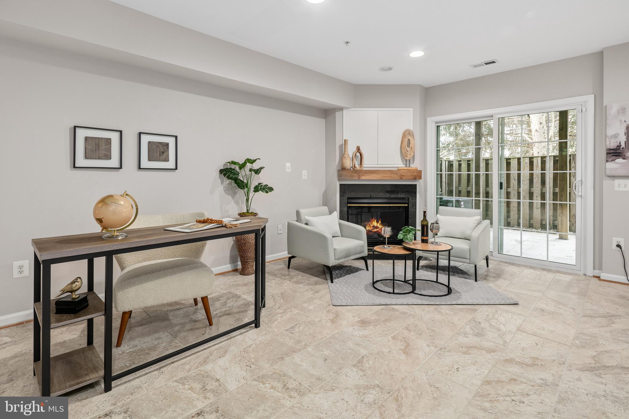 ASPEN HILL - Residential