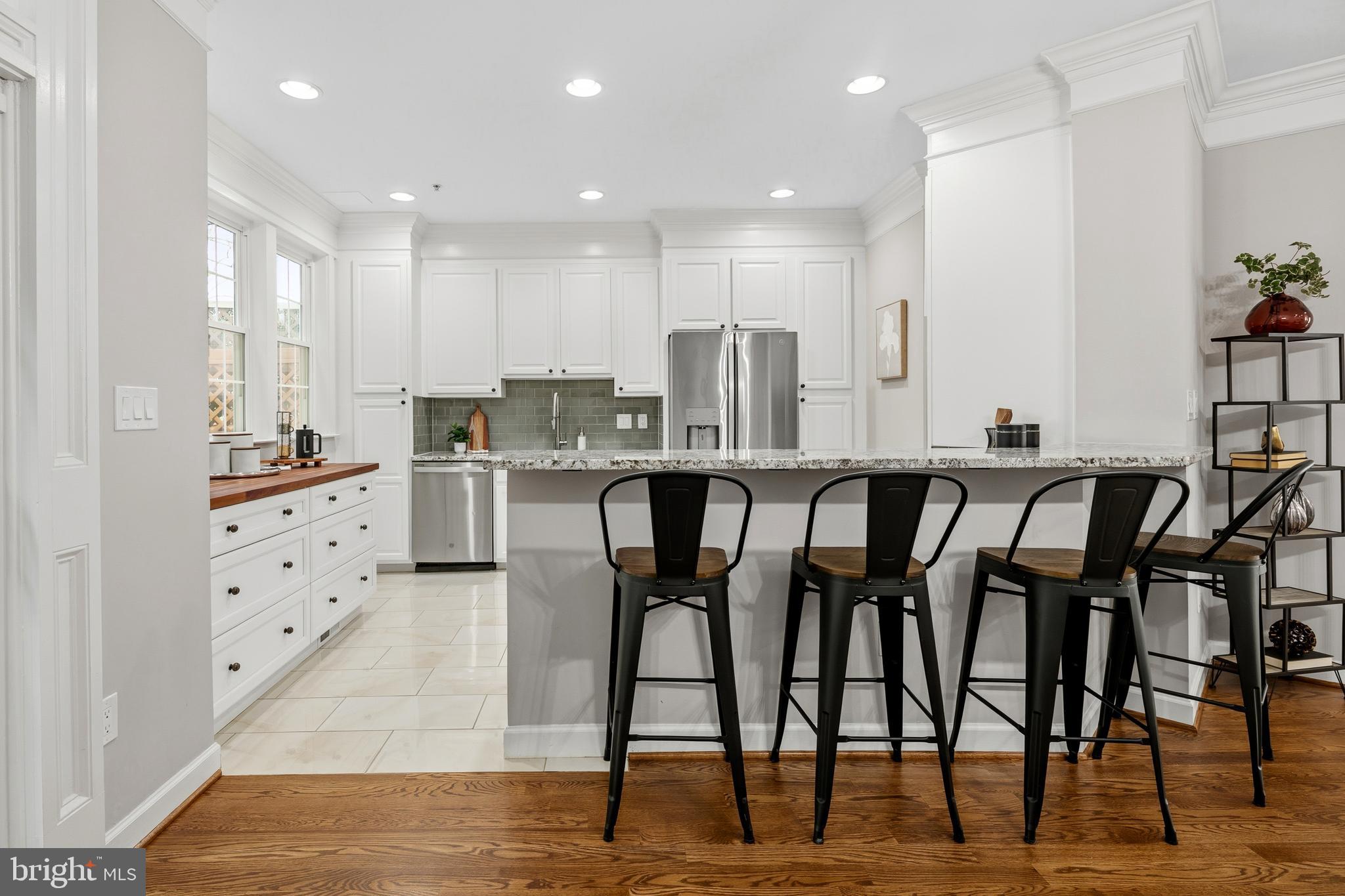 ASPEN HILL - Residential