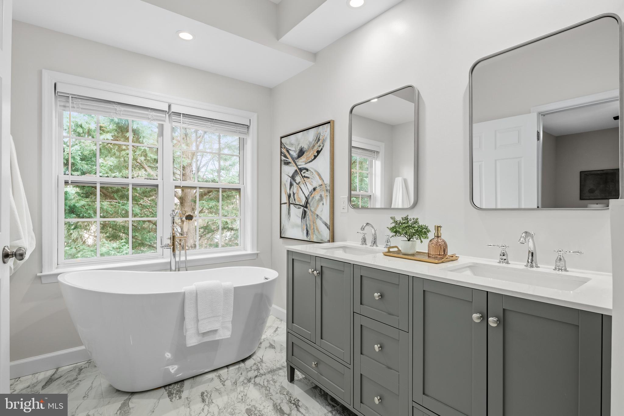 ASPEN HILL - Residential