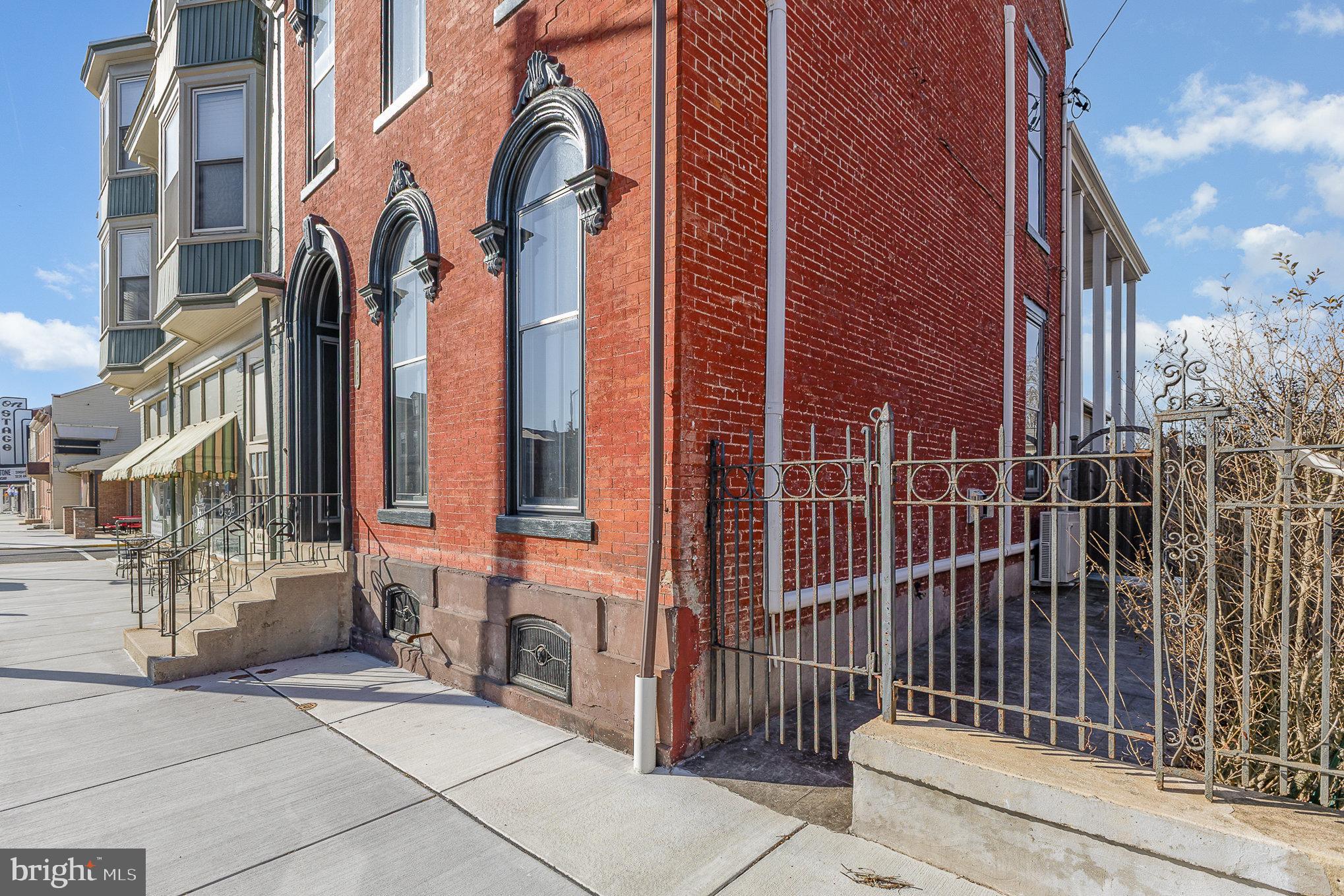 439 CUMBERLAND STREET