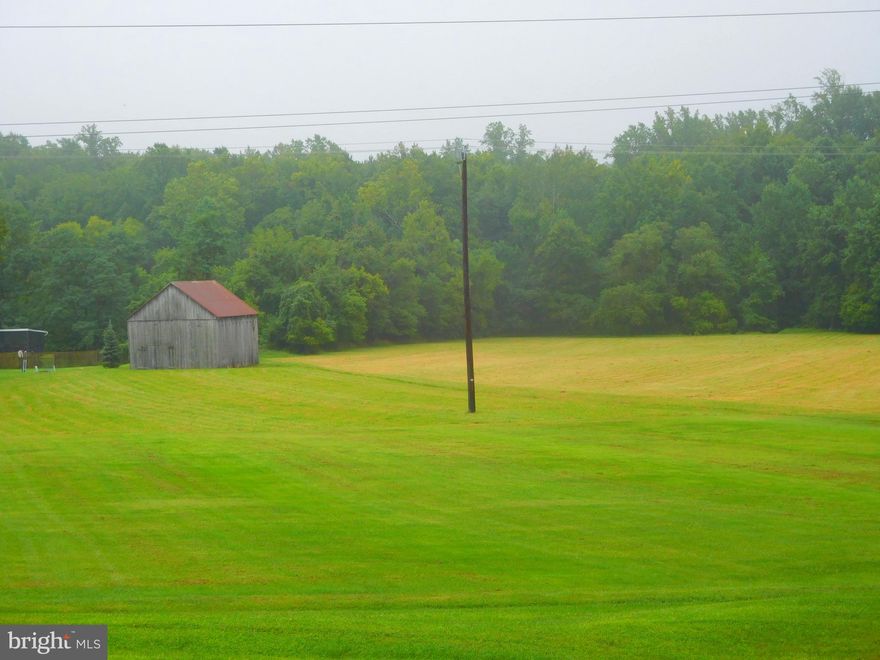 Subdividable into Estate building sites.  Sewer and water abuts site.  Level land.  Call L.A. for boundry survey.  Tax records incorrect as boundry survey shows 7.354 acres.  Abuts Geaton Dr.   Feasibility study available.