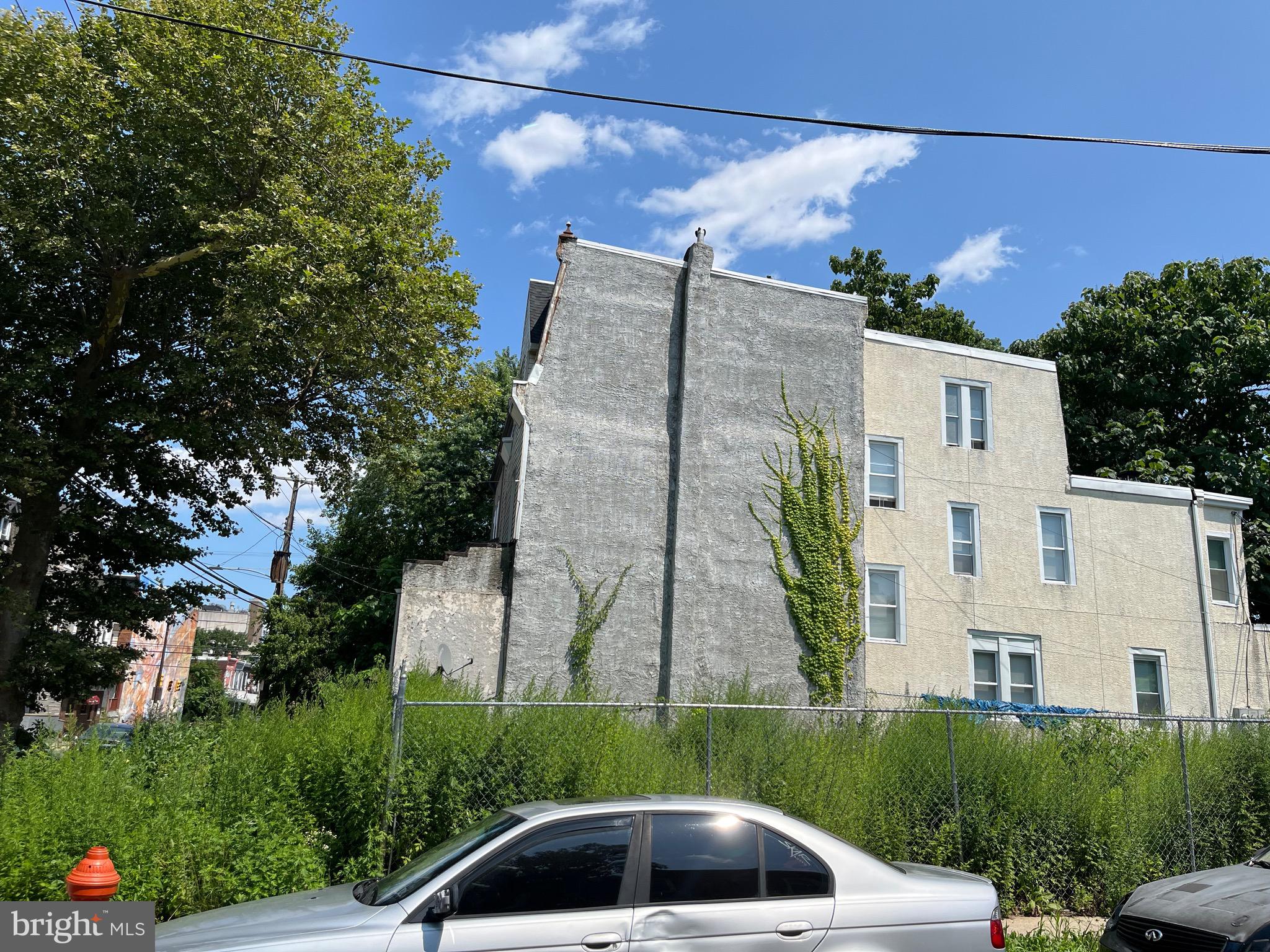 This massive lot is located within walking distance from Temple University Hospital, Temple University, tons of shopping, parks public transportation and much more! The location couldn’t be more convenient! With some TLC, this nice piece of vacant land could go a long way and could be your next big investment!