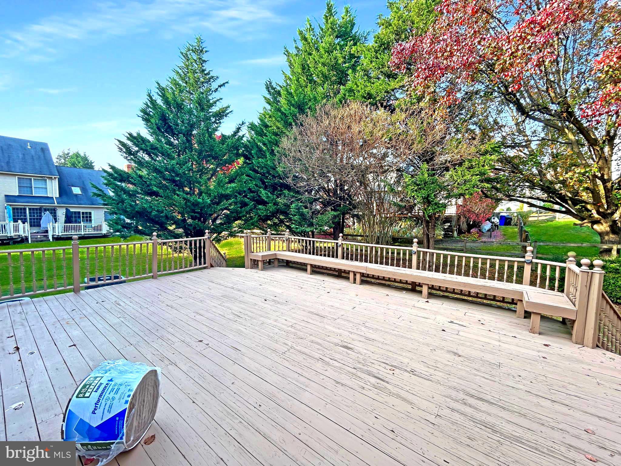 ROSEWOOD MANOR - Residential Lease