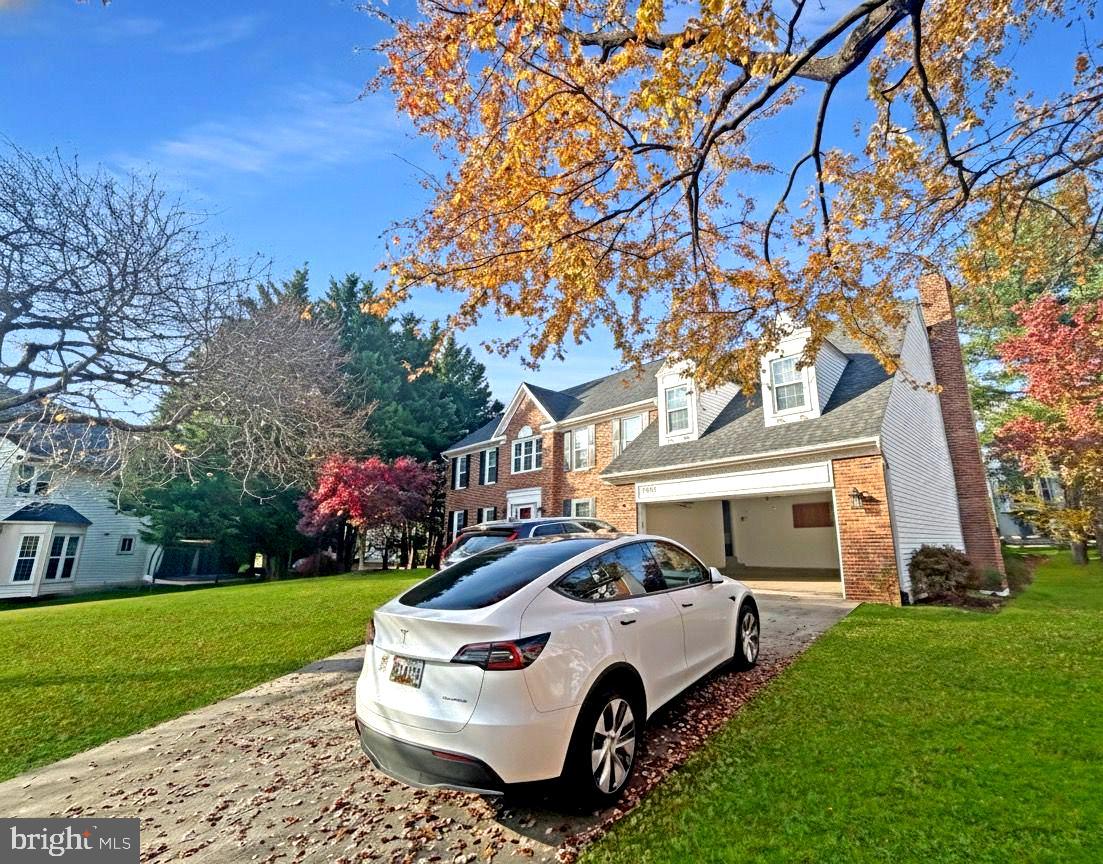 ROSEWOOD MANOR - Residential Lease