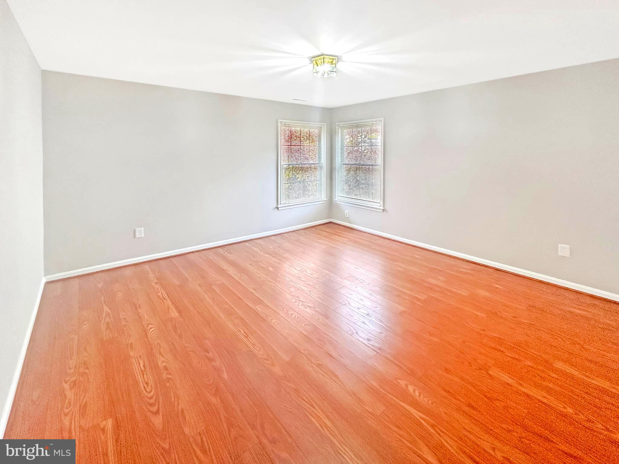 ROSEWOOD MANOR - Residential Lease