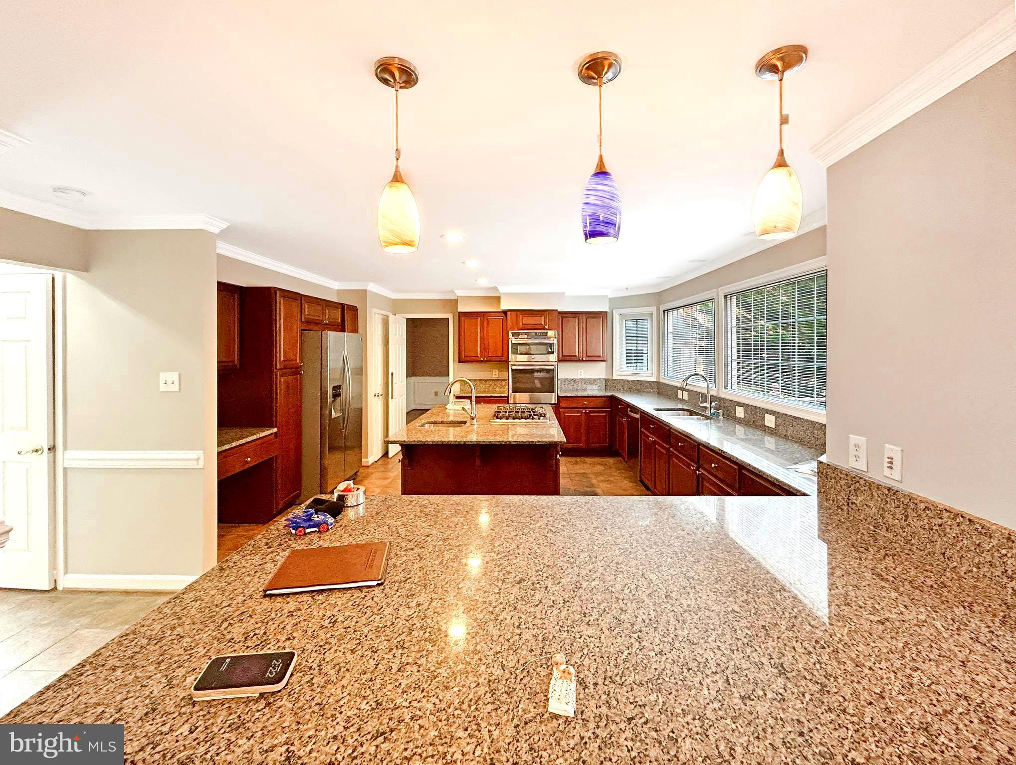 ROSEWOOD MANOR - Residential Lease