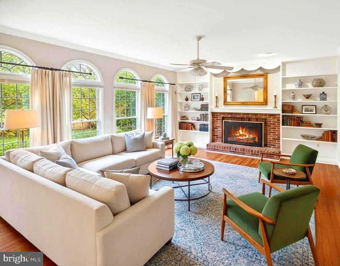 ROSEWOOD MANOR - Residential Lease