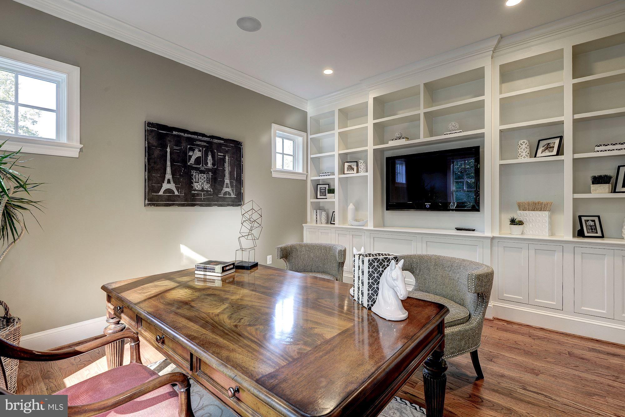 ARLINGWOOD - Residential