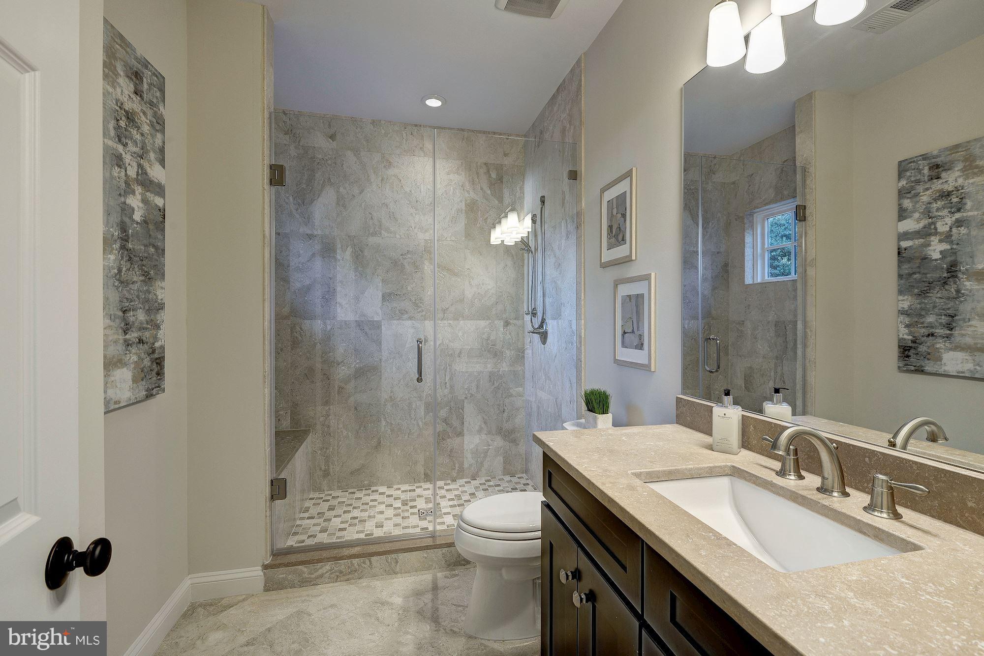 ARLINGWOOD - Residential