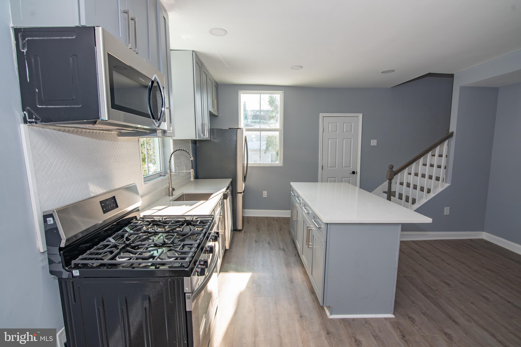 PARKVILLE - Residential