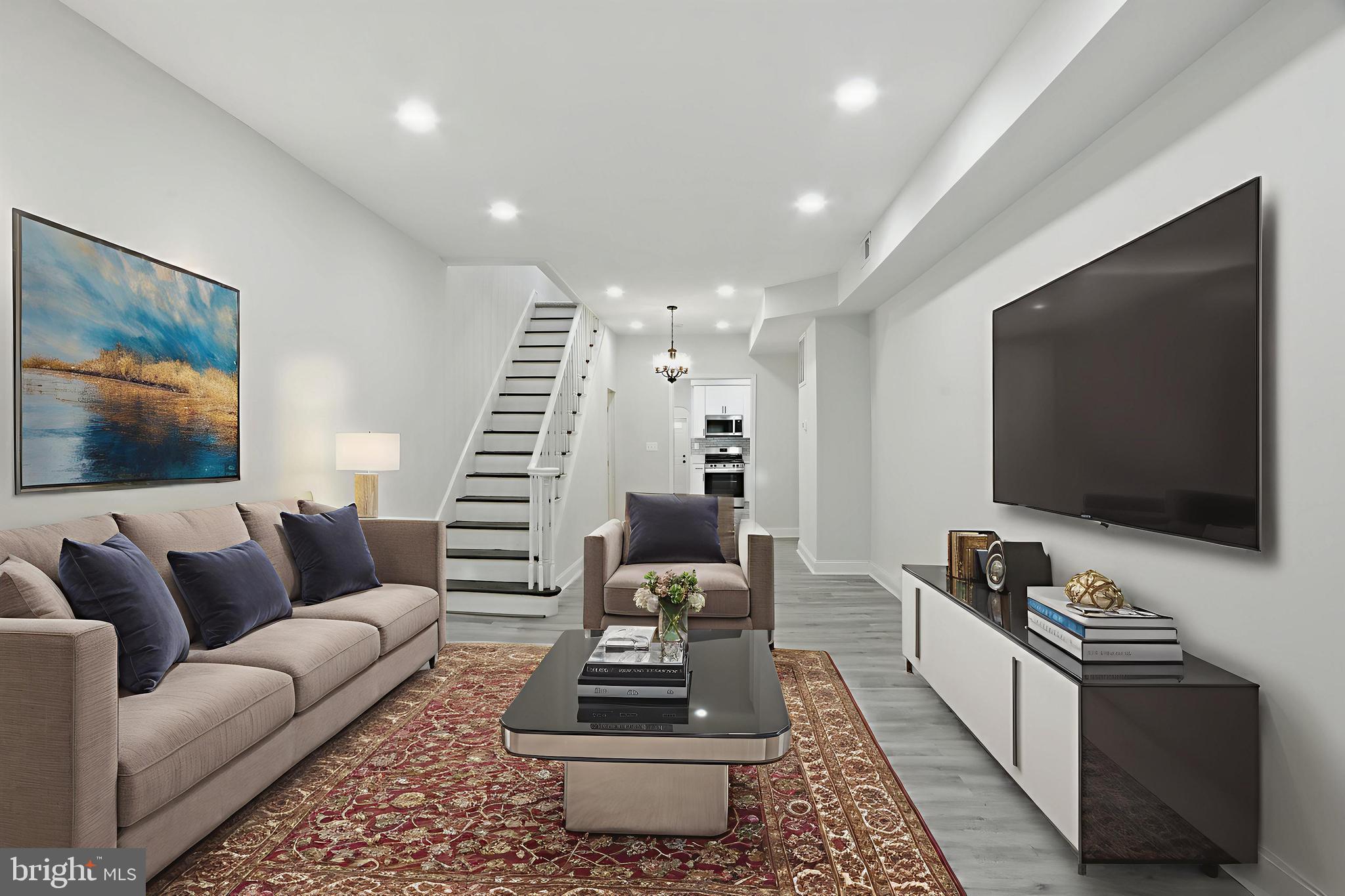 HIGHLANDTOWN - Residential
