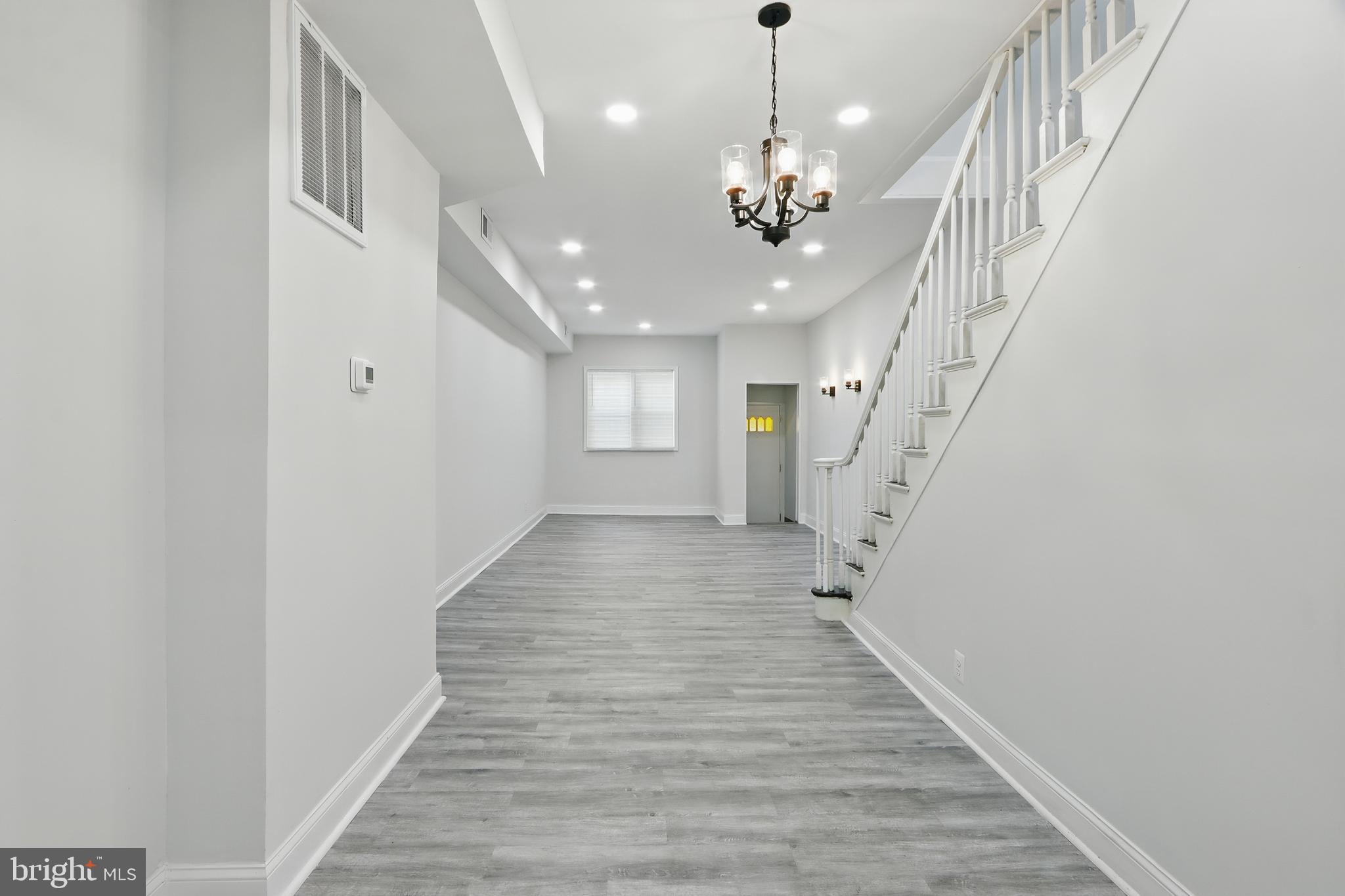 HIGHLANDTOWN - Residential
