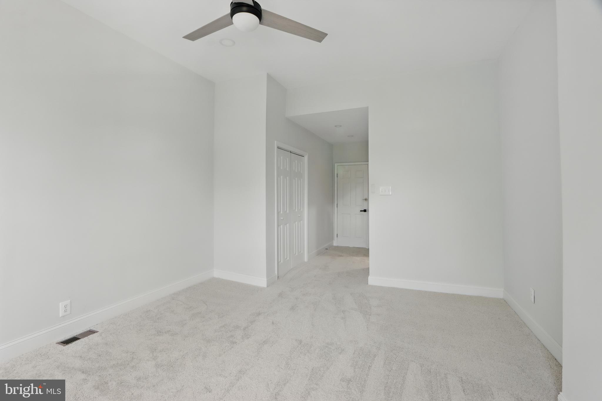 HIGHLANDTOWN - Residential