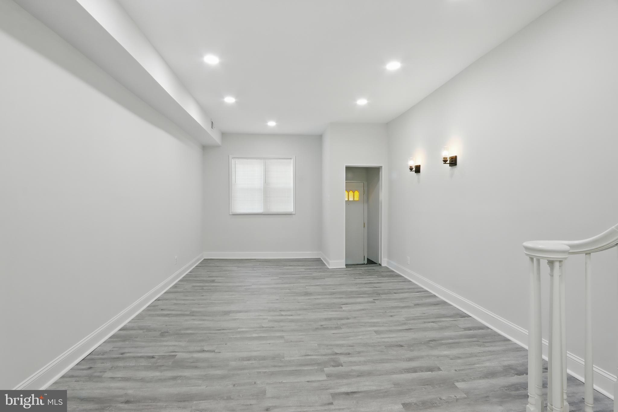 HIGHLANDTOWN - Residential