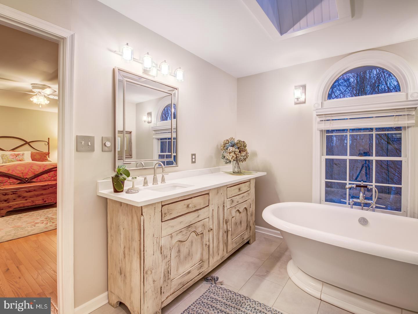 WEDGEWOOD - Residential