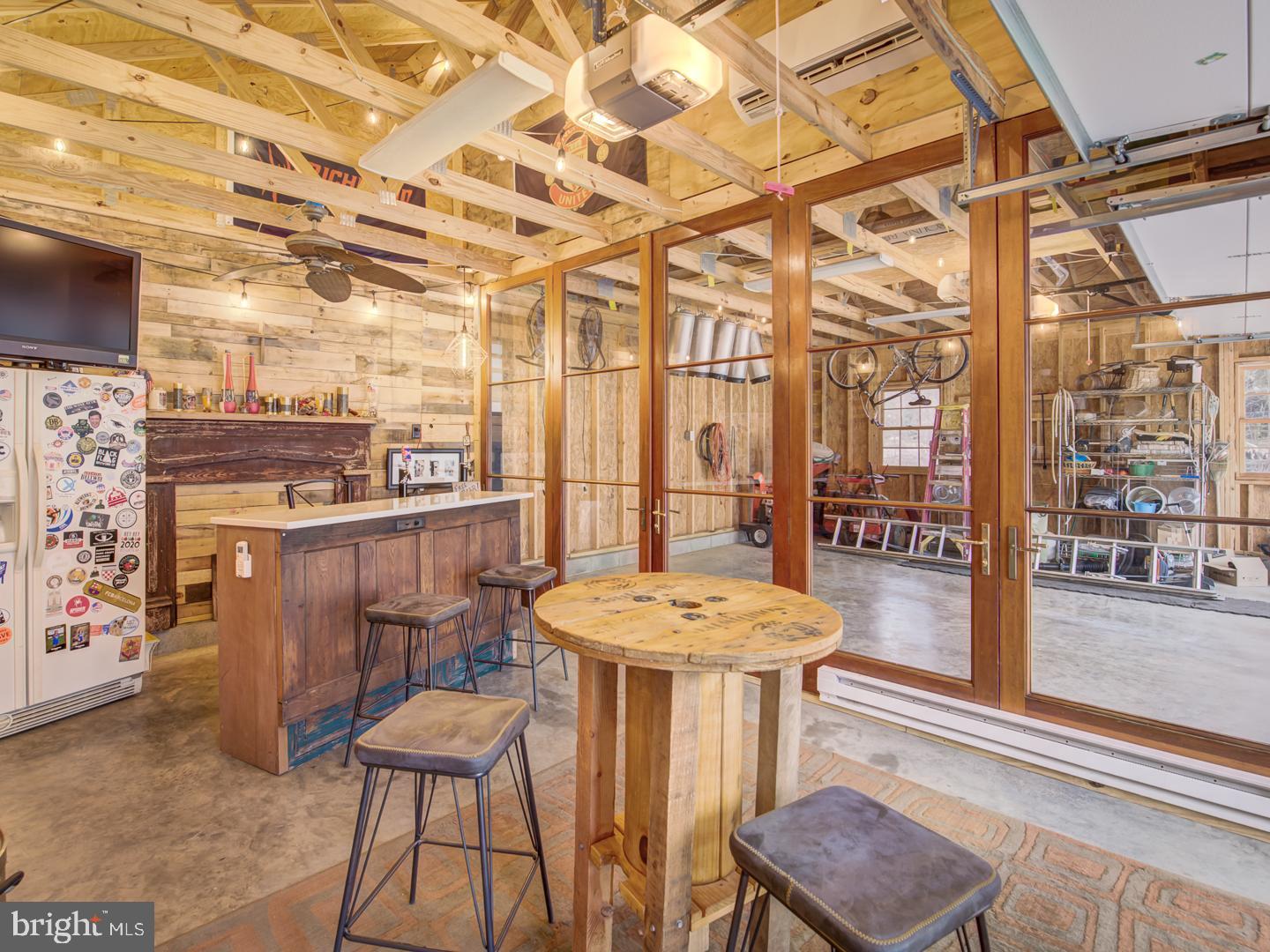 WEDGEWOOD - Residential