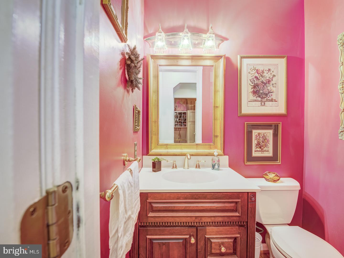 WEDGEWOOD - Residential