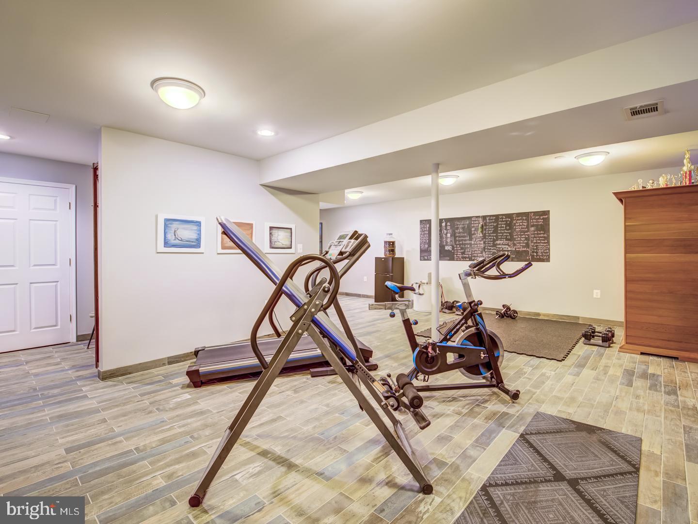 WEDGEWOOD - Residential