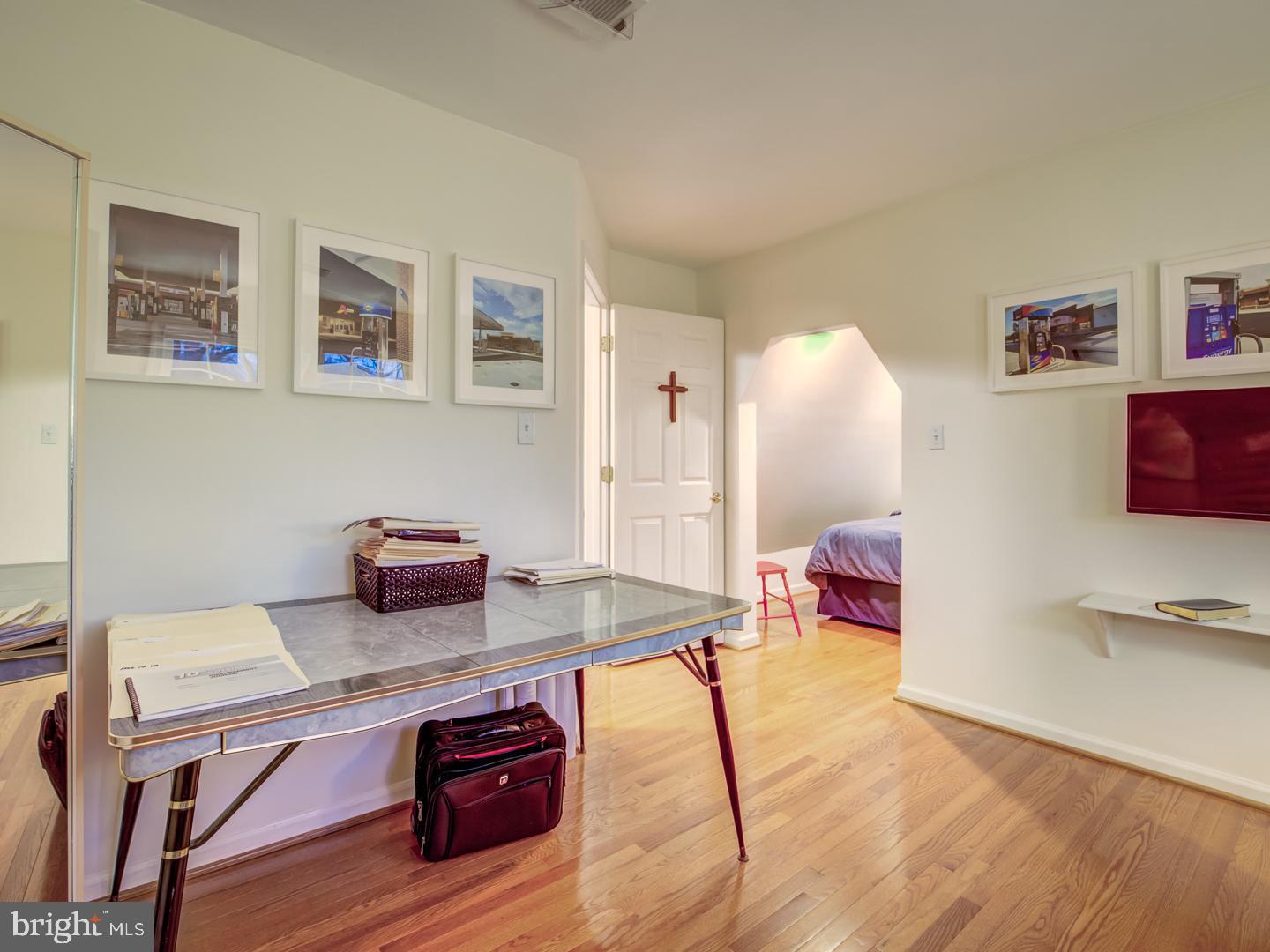 WEDGEWOOD - Residential