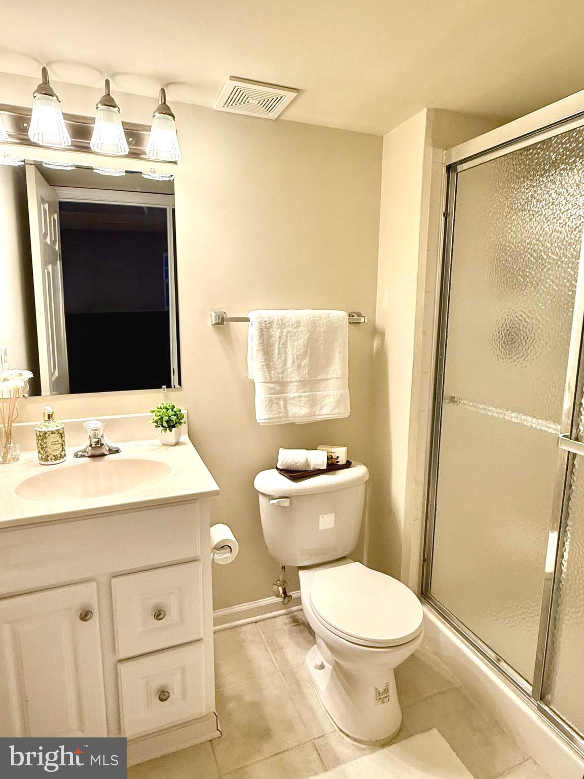 SHERWOOD FOREST - Residential