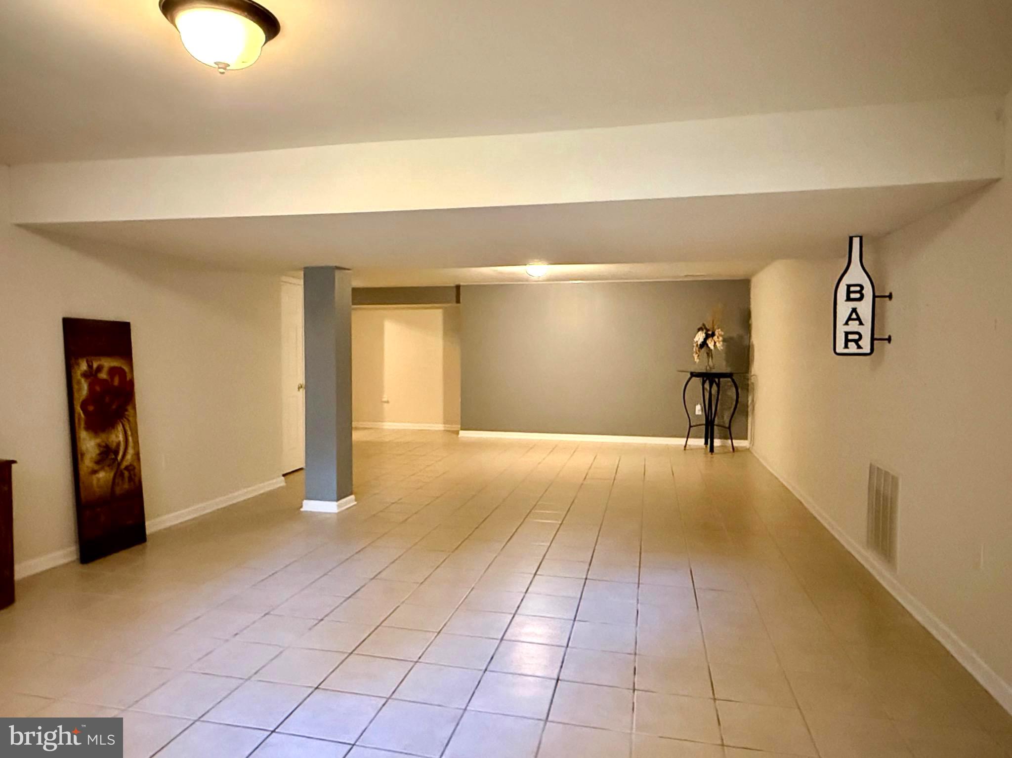 SHERWOOD FOREST - Residential