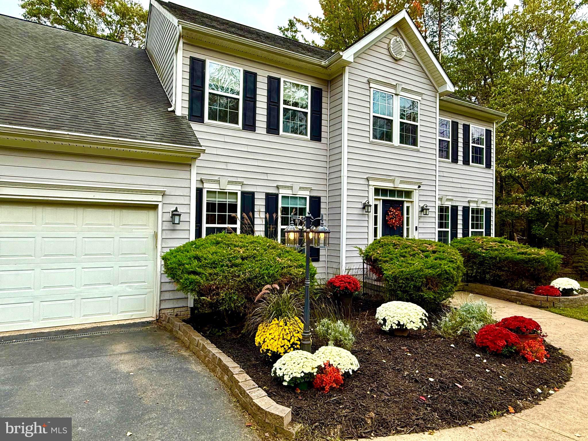 SHERWOOD FOREST - Residential