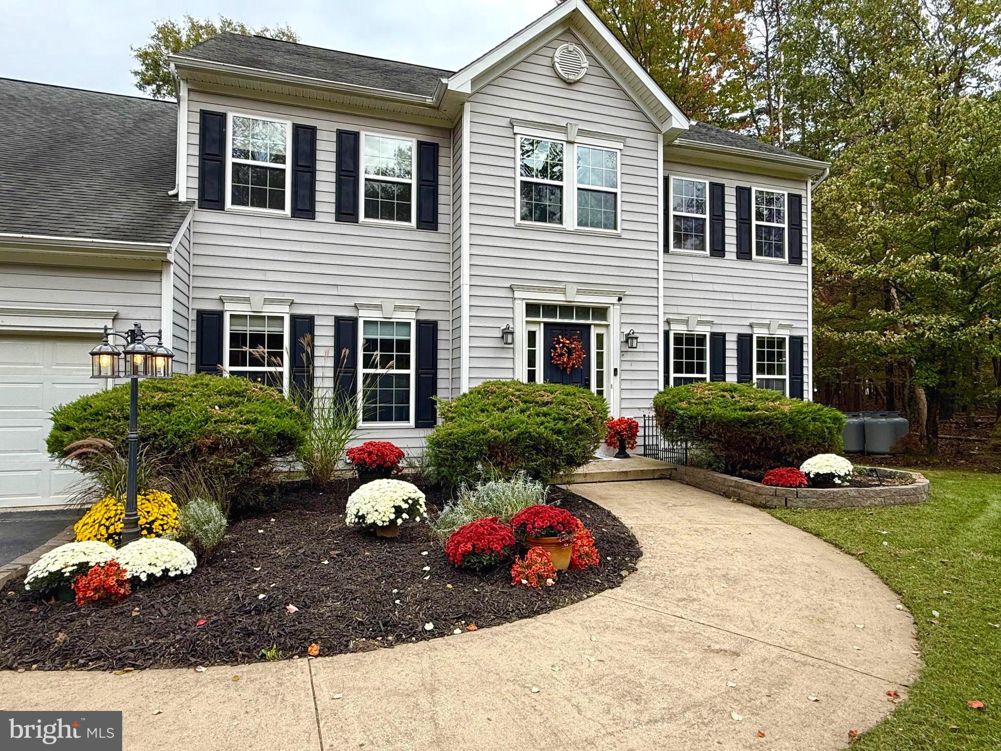 SHERWOOD FOREST - Residential