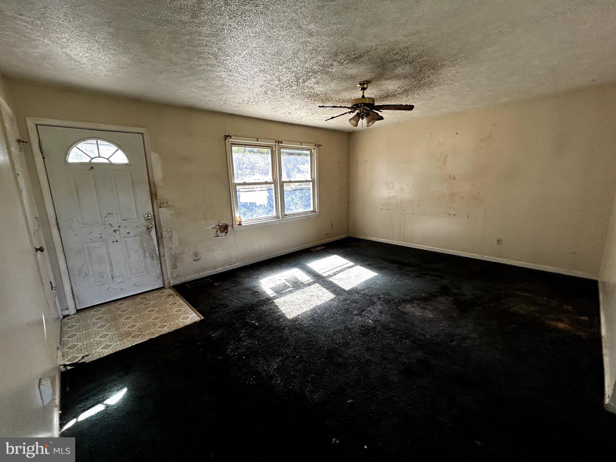 11235 MUDDY RUN LANE