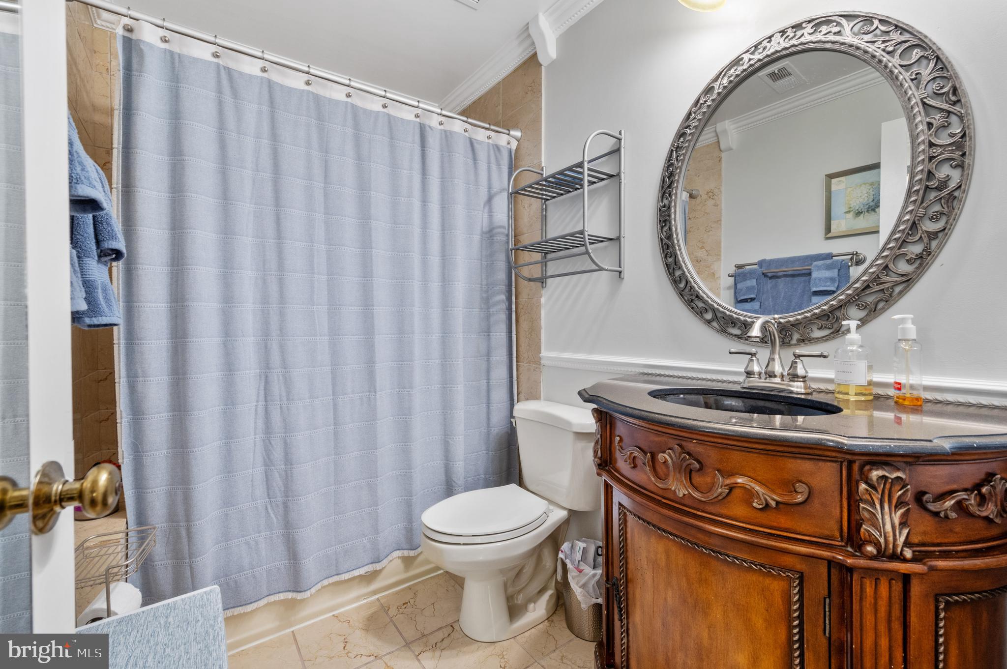 CANAL WAY - Residential Lease