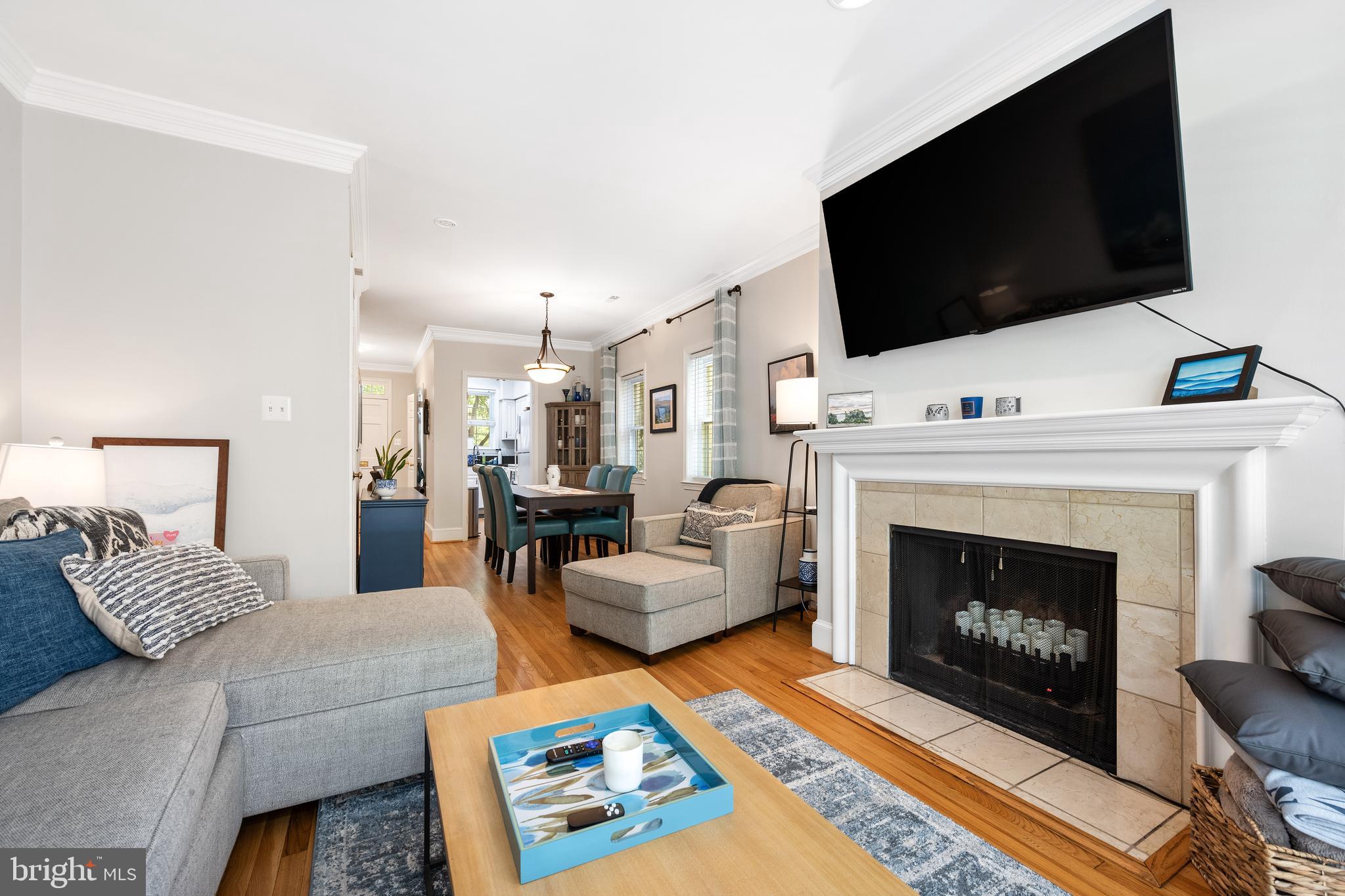 CANAL WAY - Residential Lease