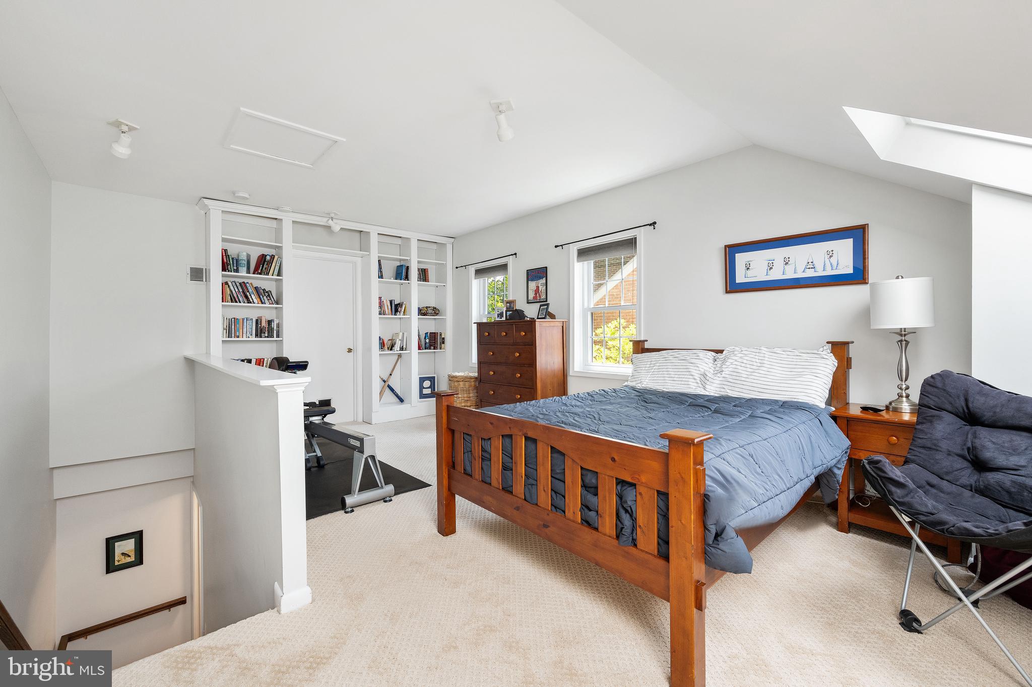 CANAL WAY - Residential Lease