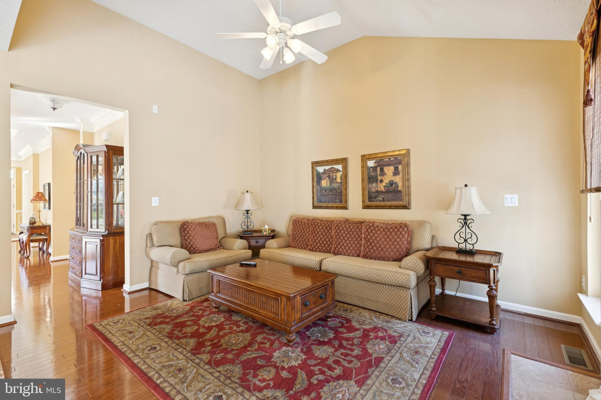 HAWTHORNE GREENE - Residential