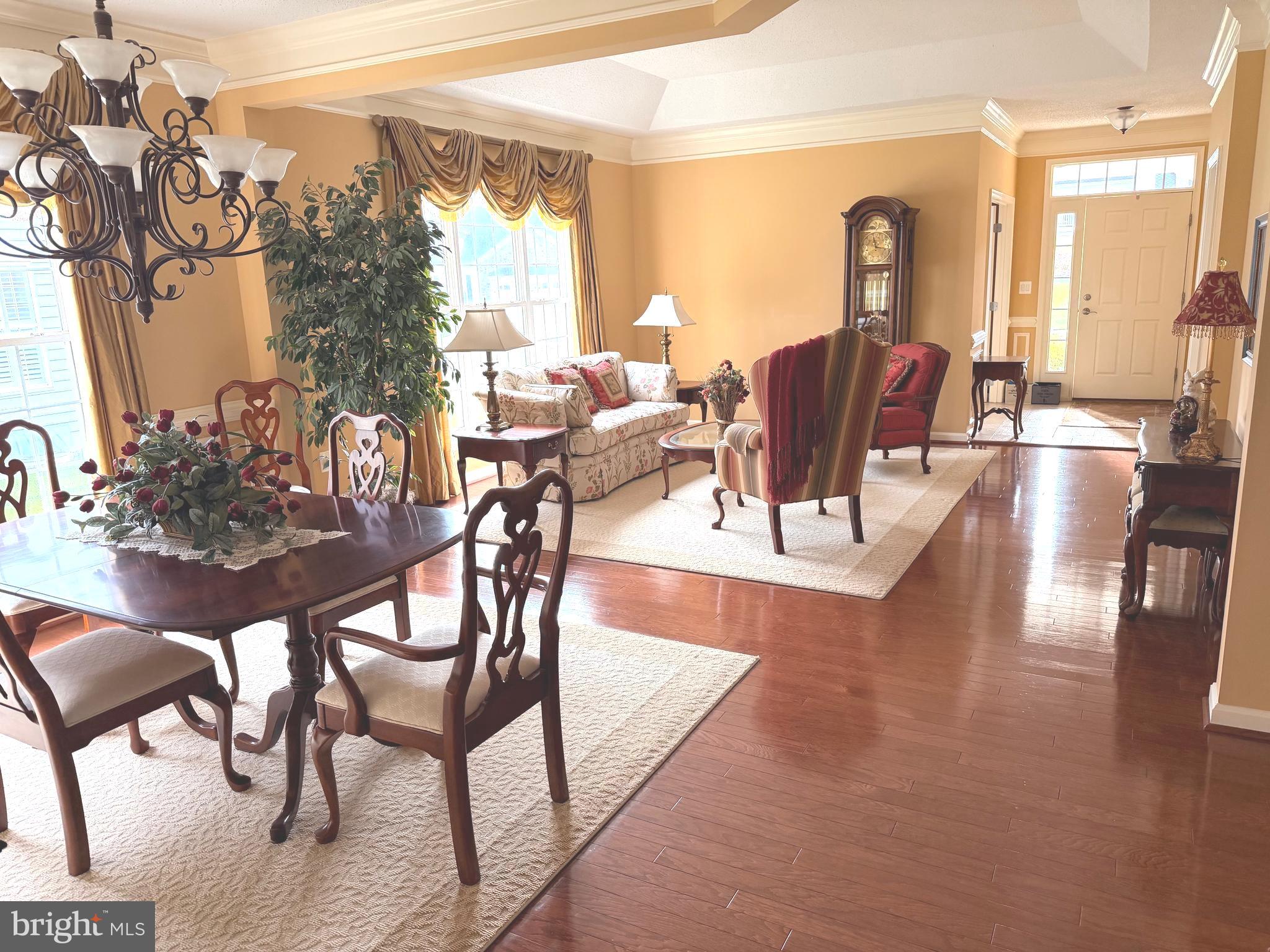 HAWTHORNE GREENE - Residential