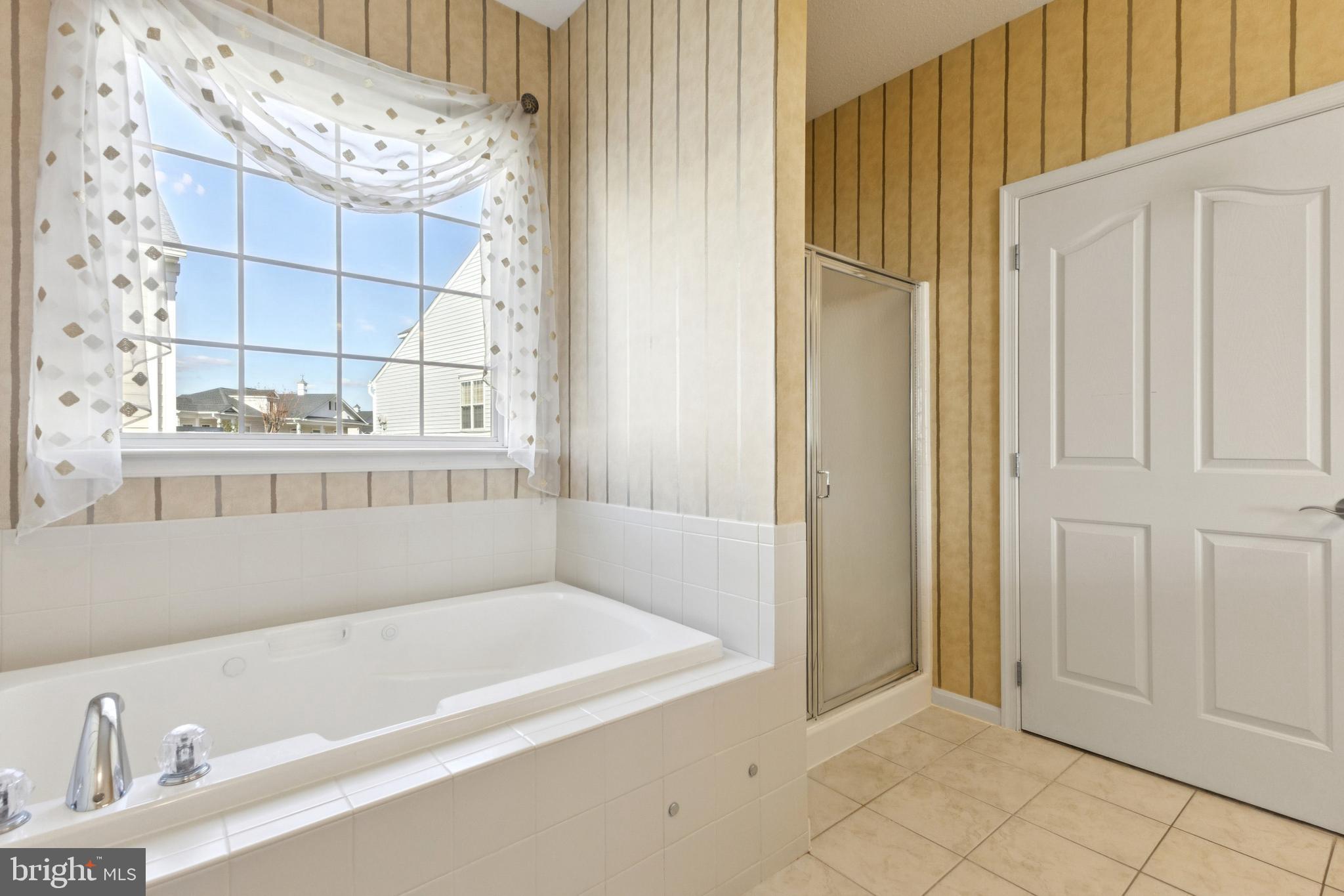 HAWTHORNE GREENE - Residential